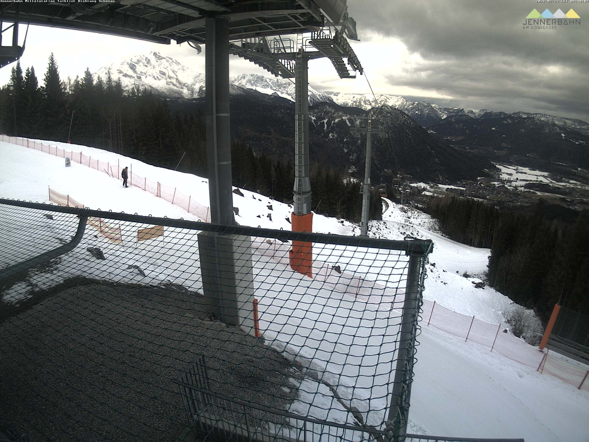 Archiv Foto Webcam Blick von der Mittelstation der Jennerbahn