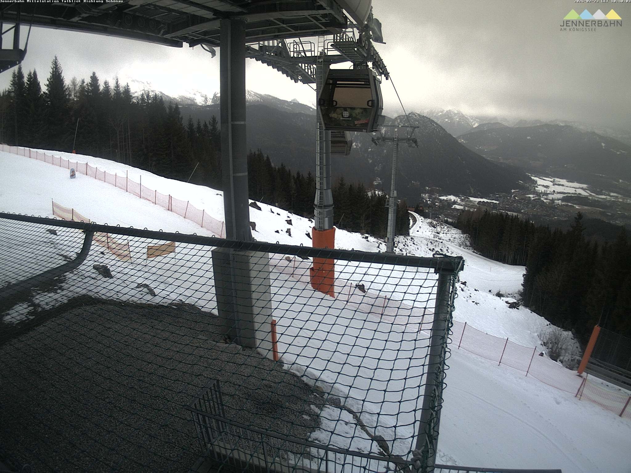 Archiv Foto Webcam Blick von der Mittelstation der Jennerbahn