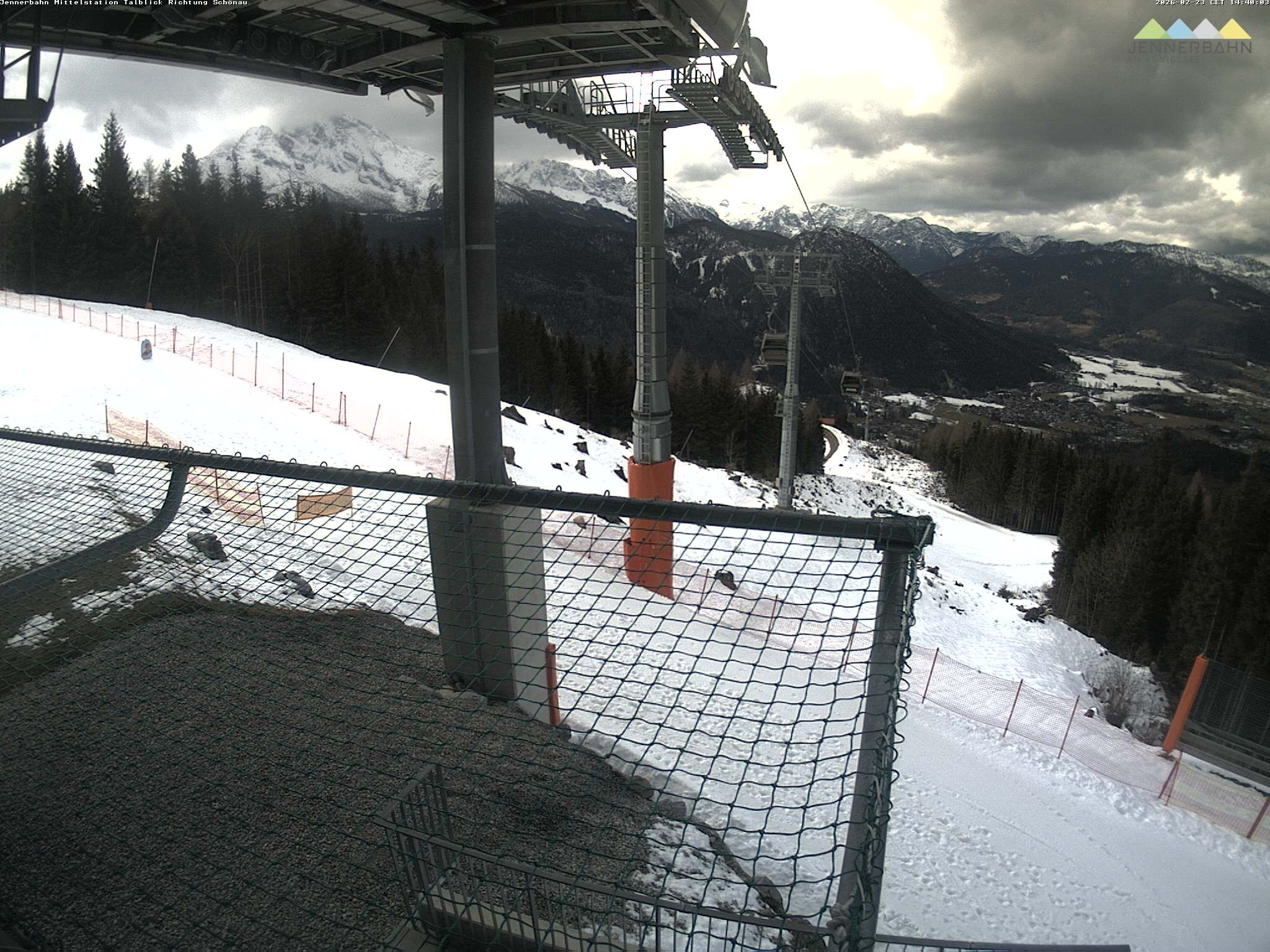 Archiv Foto Webcam Blick von der Mittelstation der Jennerbahn