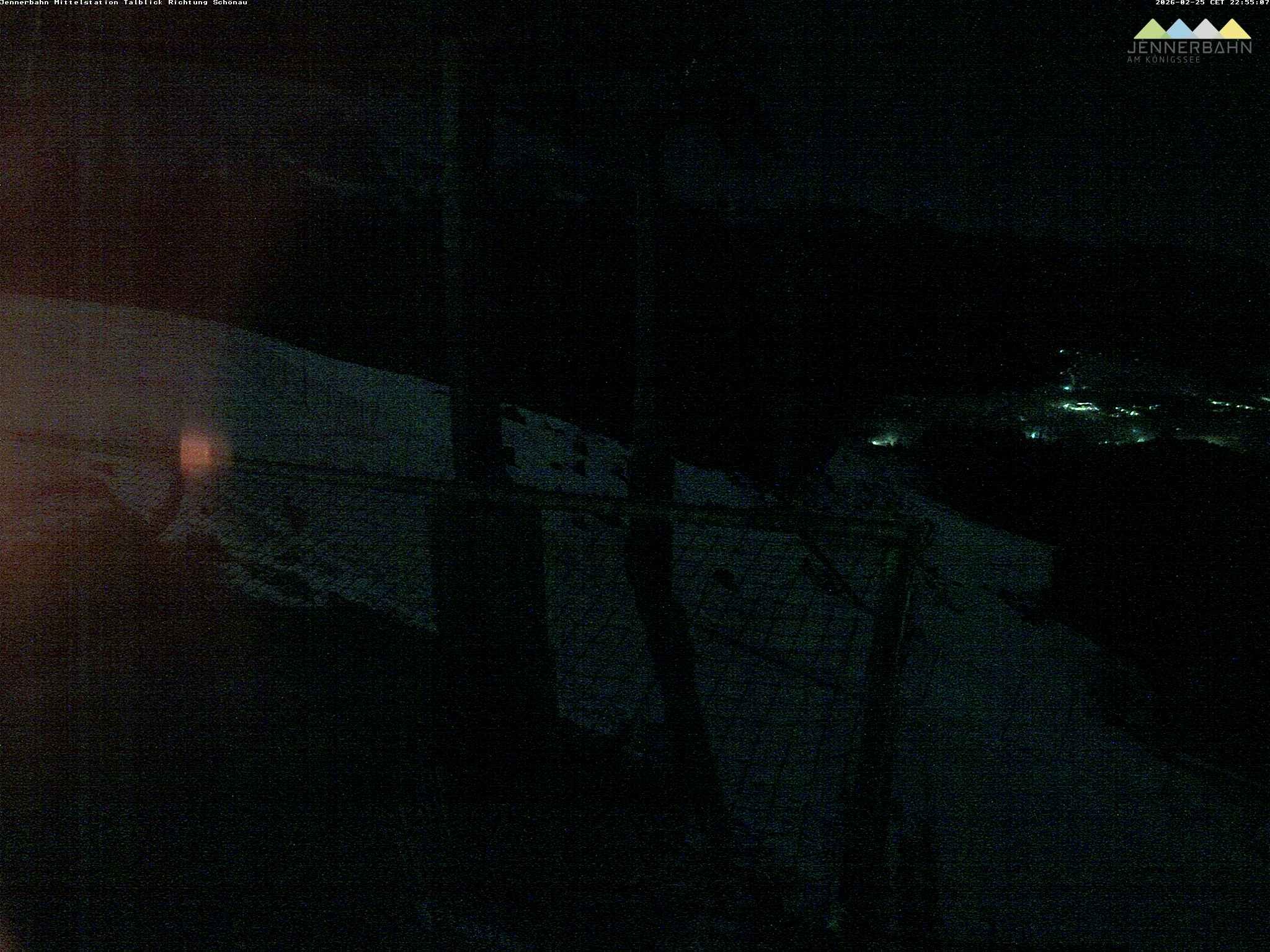 Archived image Webcam View from Midway Station