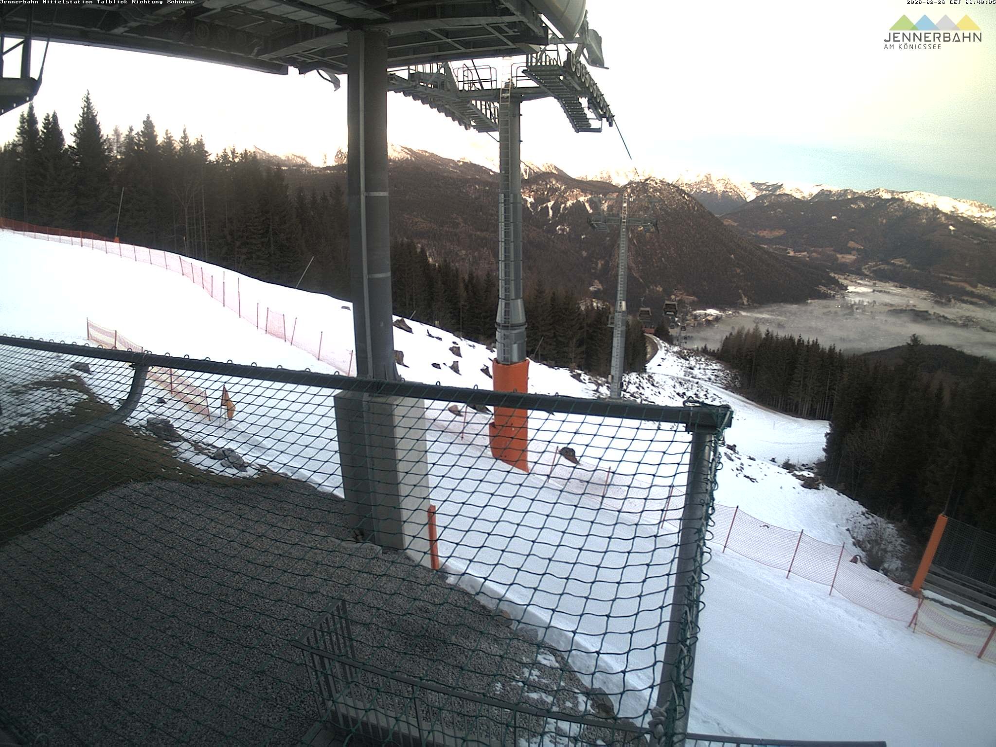 Archived image Webcam View from Midway Station