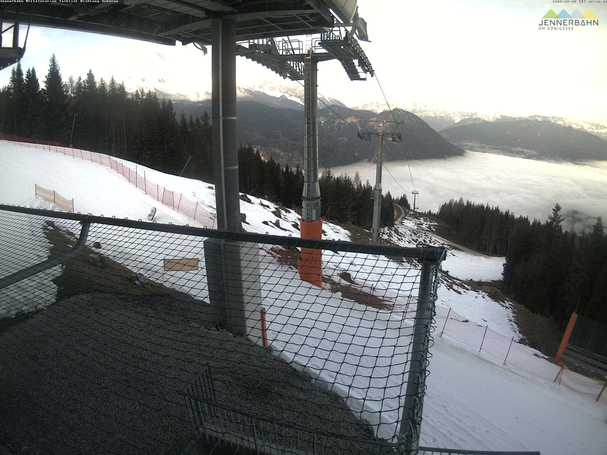 Archiv Foto Webcam Blick von der Mittelstation der Jennerbahn