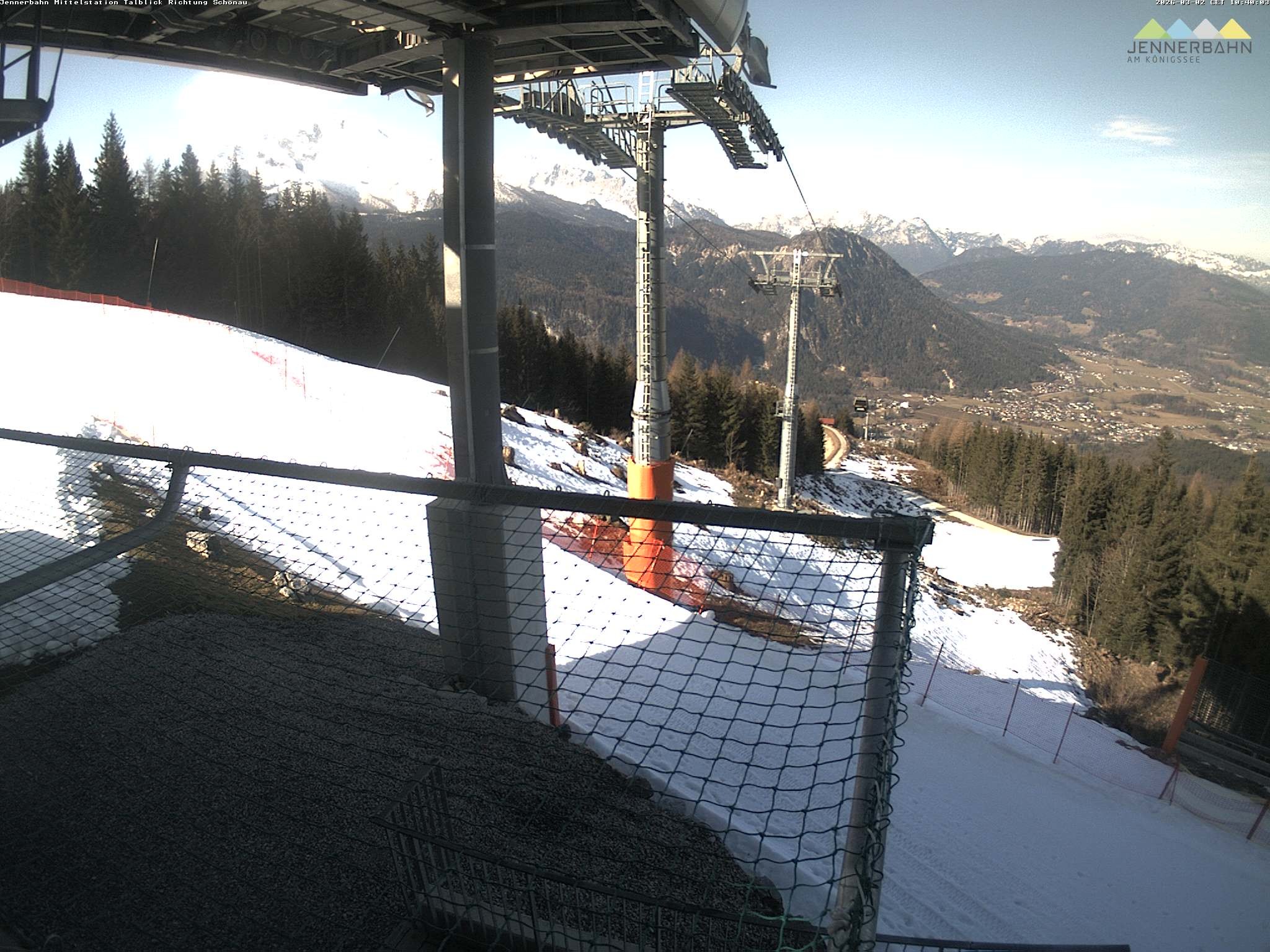 Archiv Foto Webcam Blick von der Mittelstation der Jennerbahn