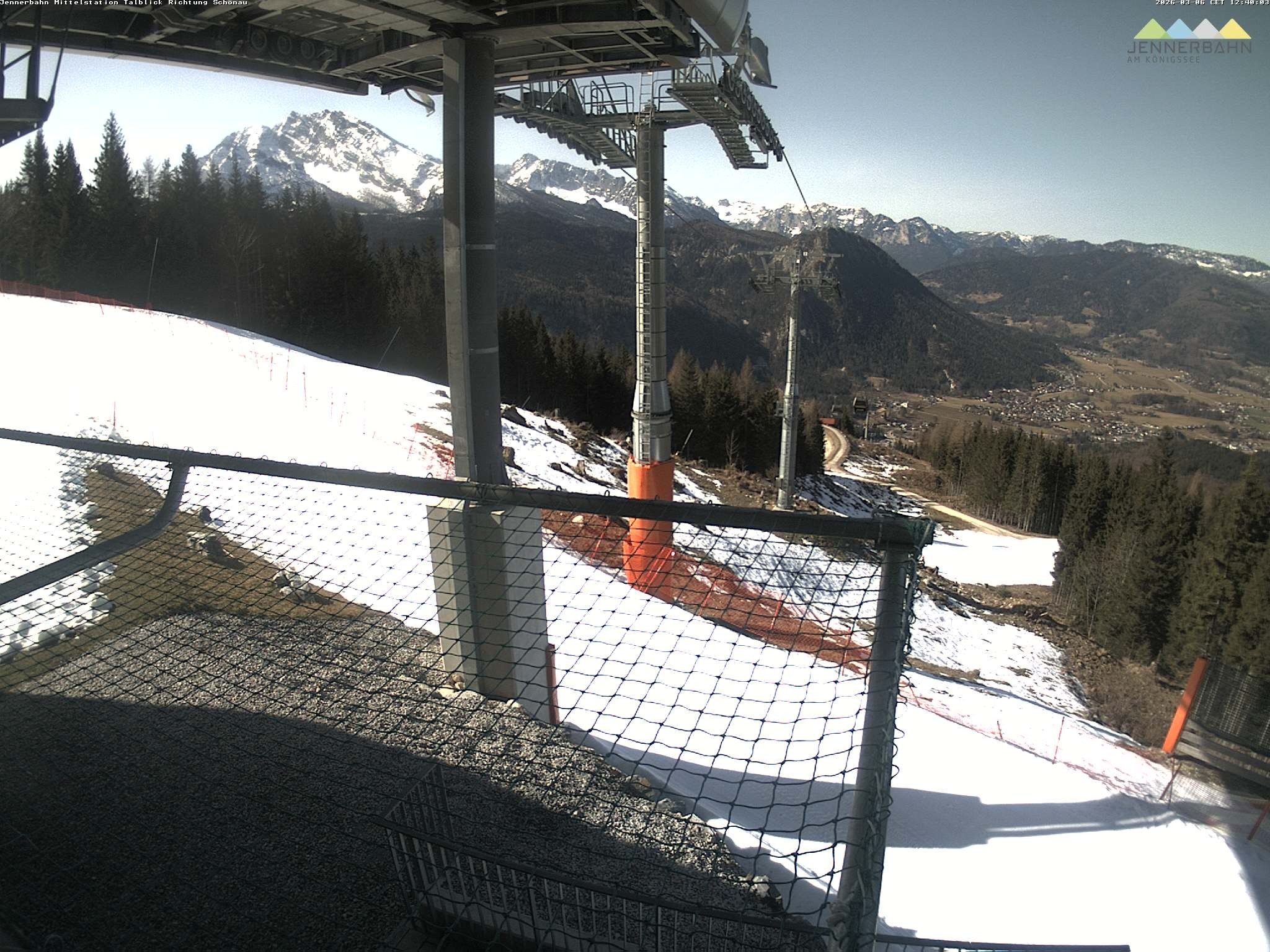 Archiv Foto Webcam Blick von der Mittelstation der Jennerbahn