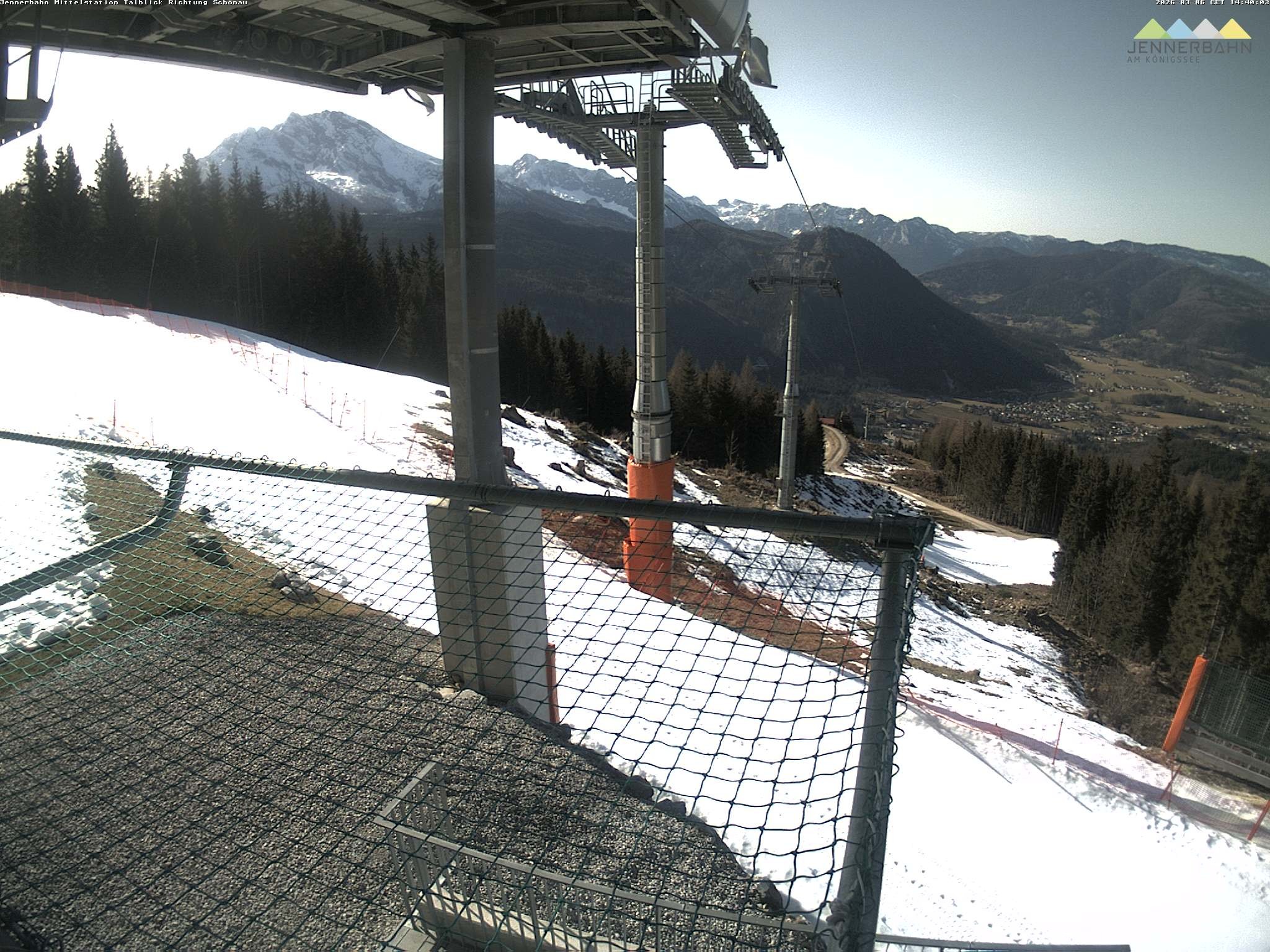 Archiv Foto Webcam Blick von der Mittelstation der Jennerbahn