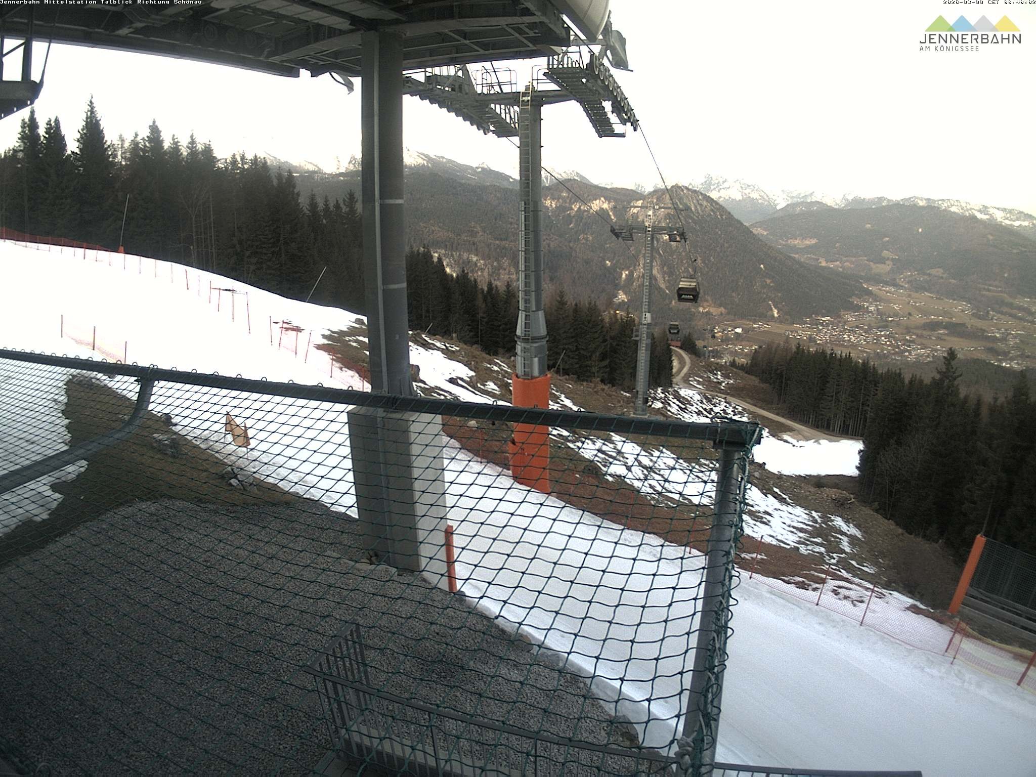 Archiv Foto Webcam Blick von der Mittelstation der Jennerbahn
