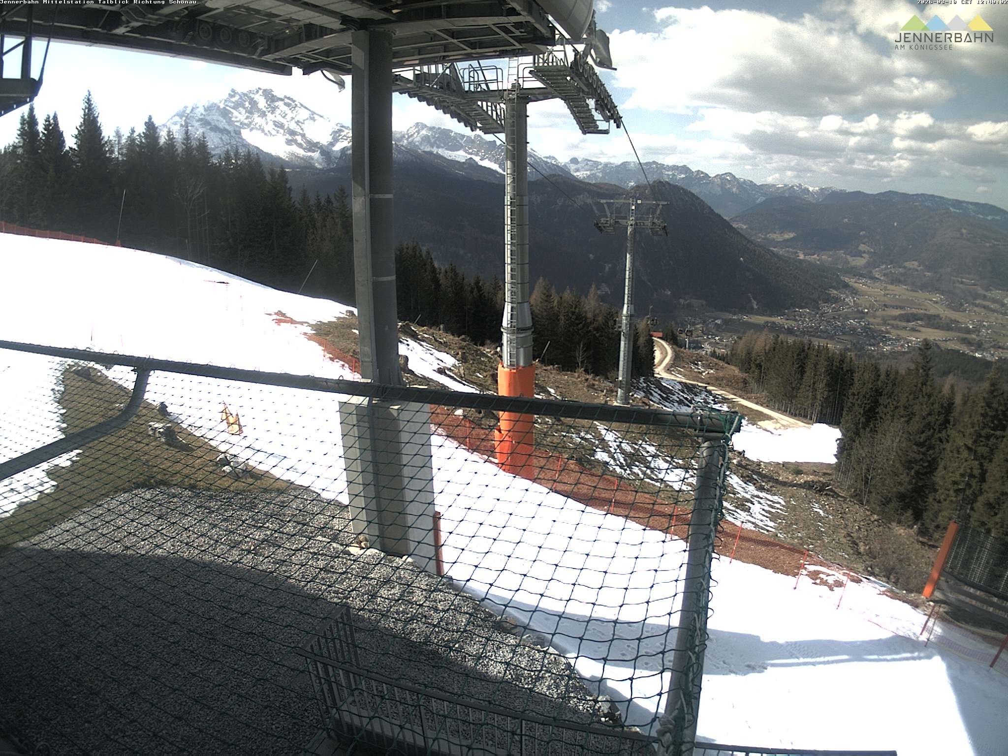Archiv Foto Webcam Blick von der Mittelstation der Jennerbahn
