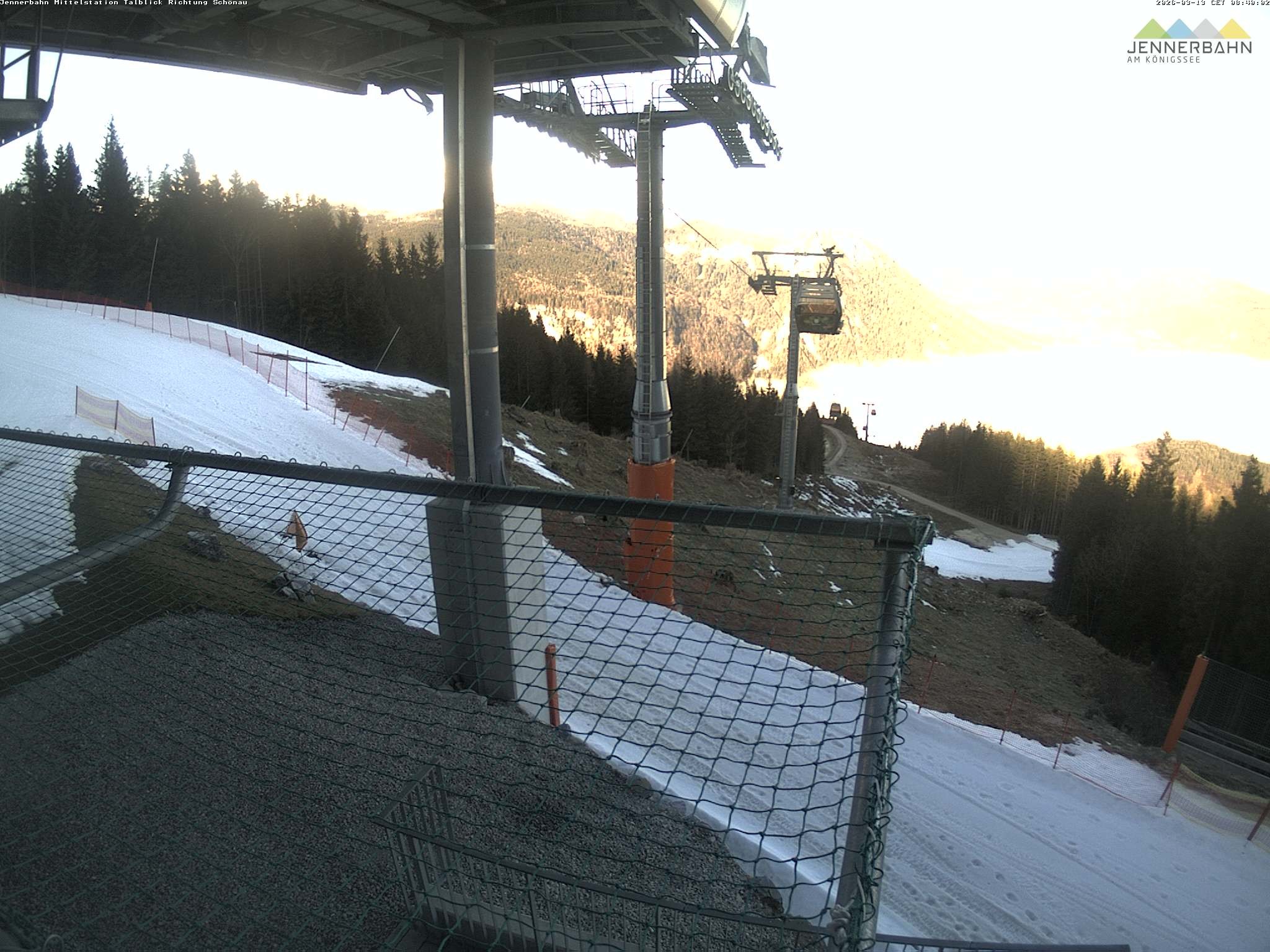 Archiv Foto Webcam Blick von der Mittelstation der Jennerbahn