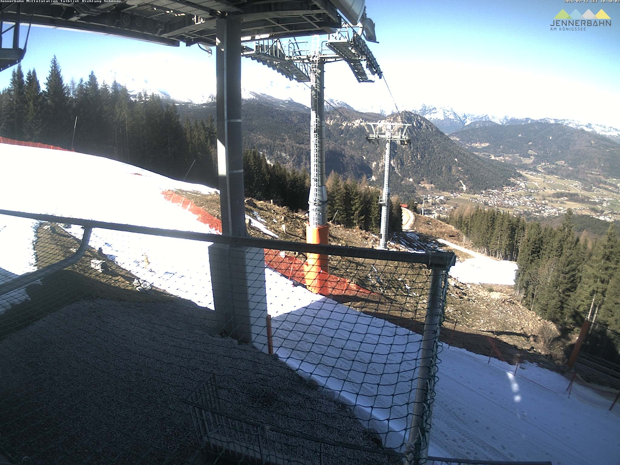 Archiv Foto Webcam Blick von der Mittelstation der Jennerbahn