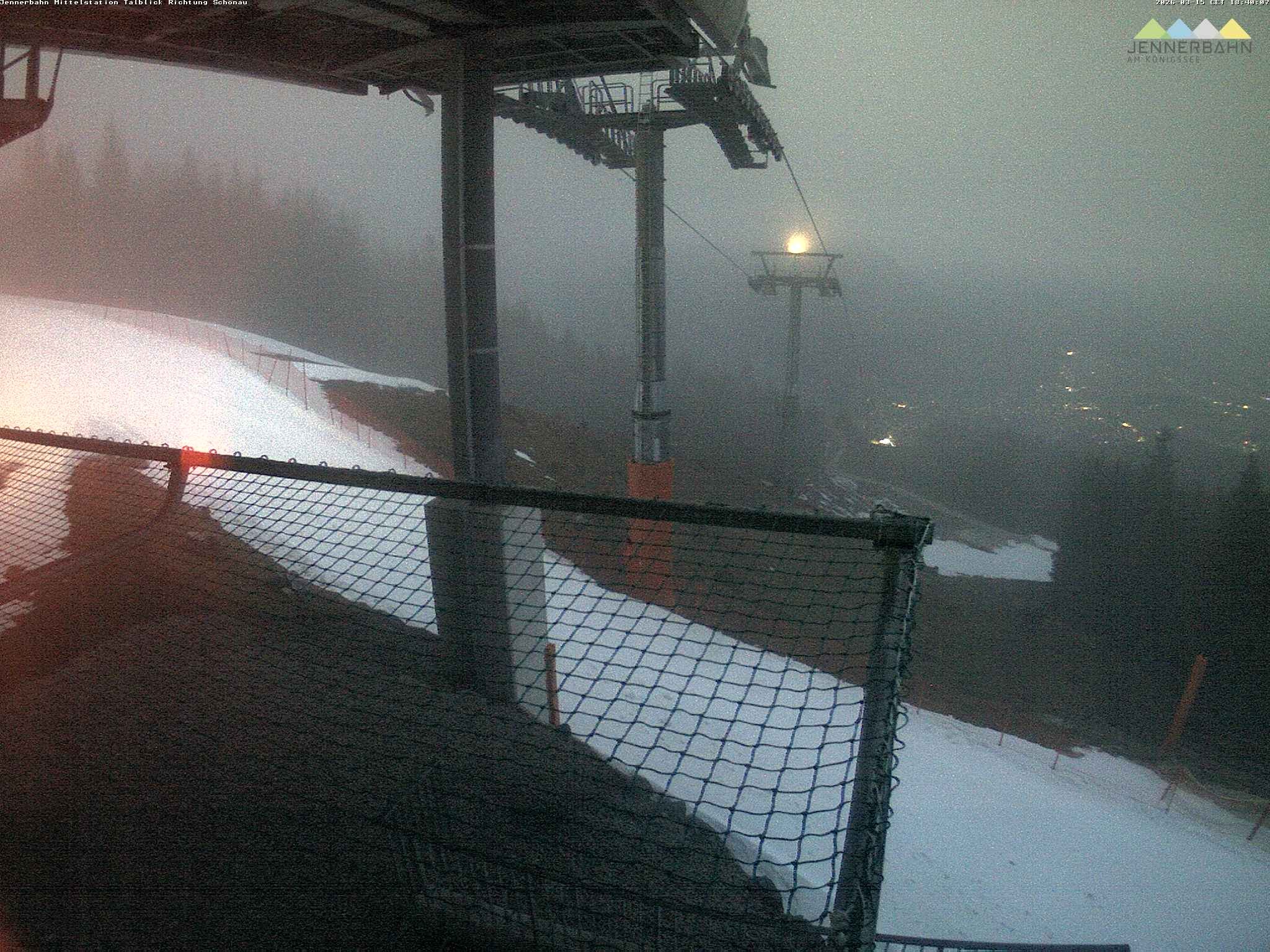 Archiv Foto Webcam Blick von der Mittelstation der Jennerbahn