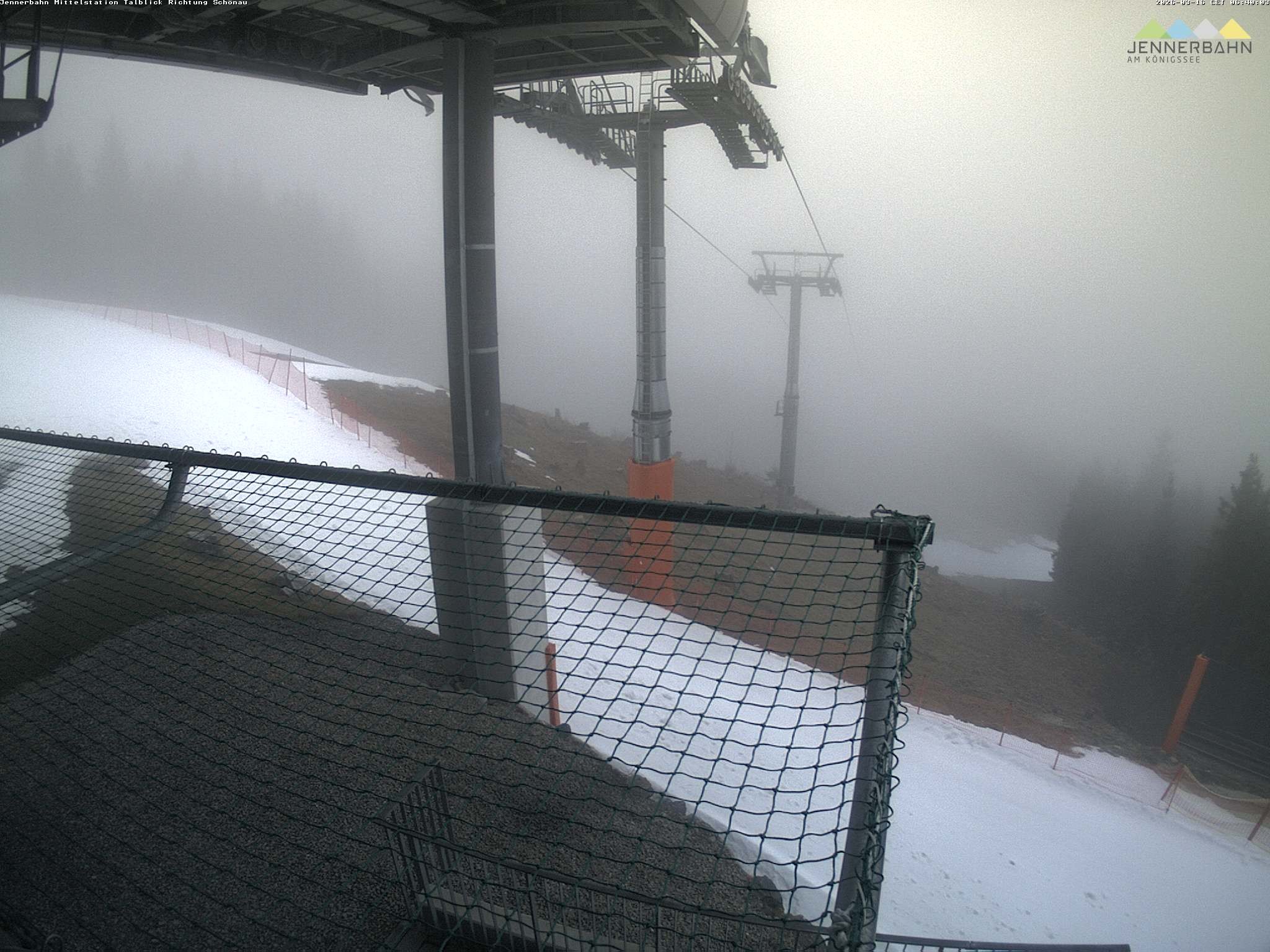 Archiv Foto Webcam Blick von der Mittelstation der Jennerbahn