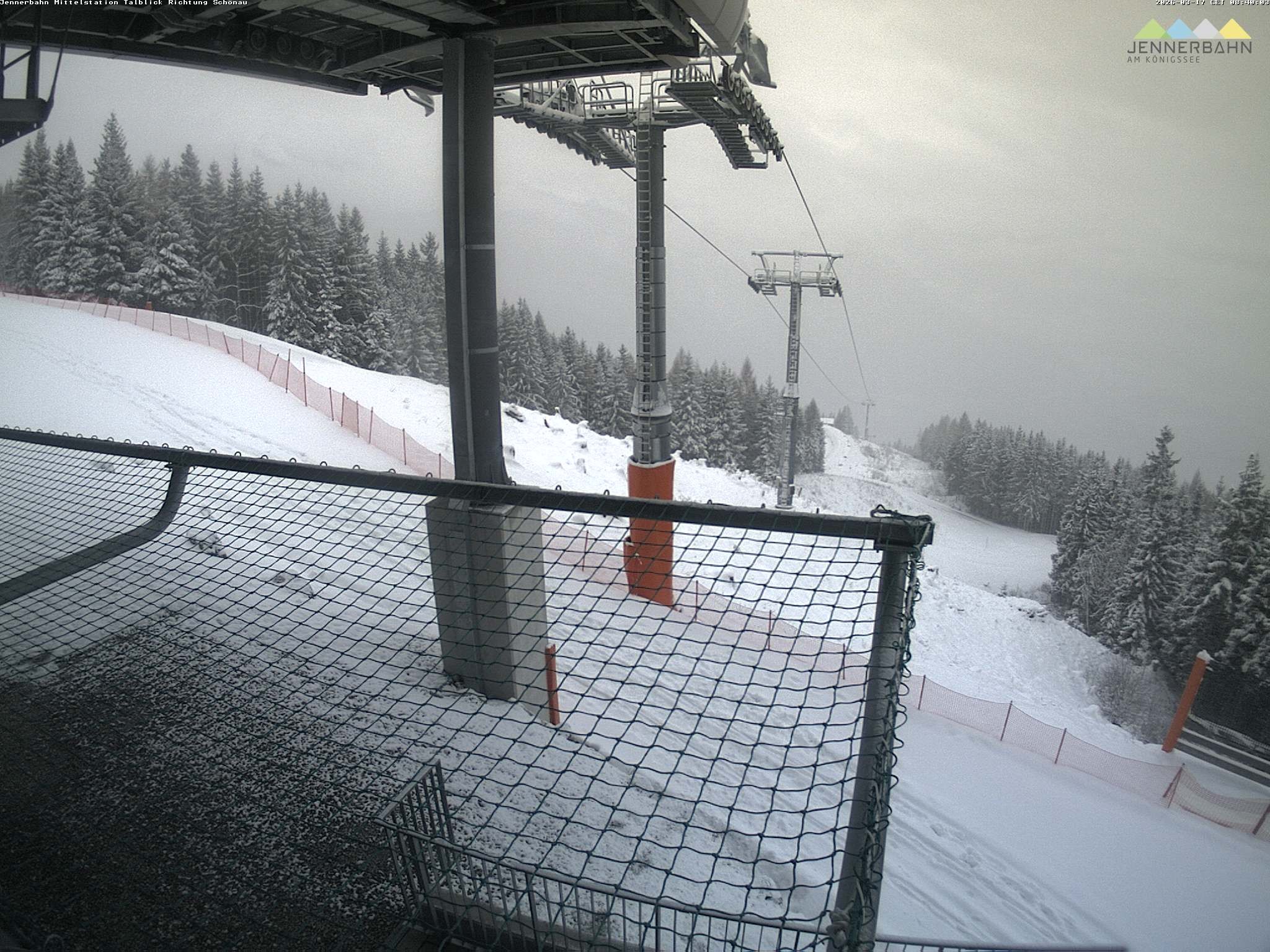 Archiv Foto Webcam Blick von der Mittelstation der Jennerbahn