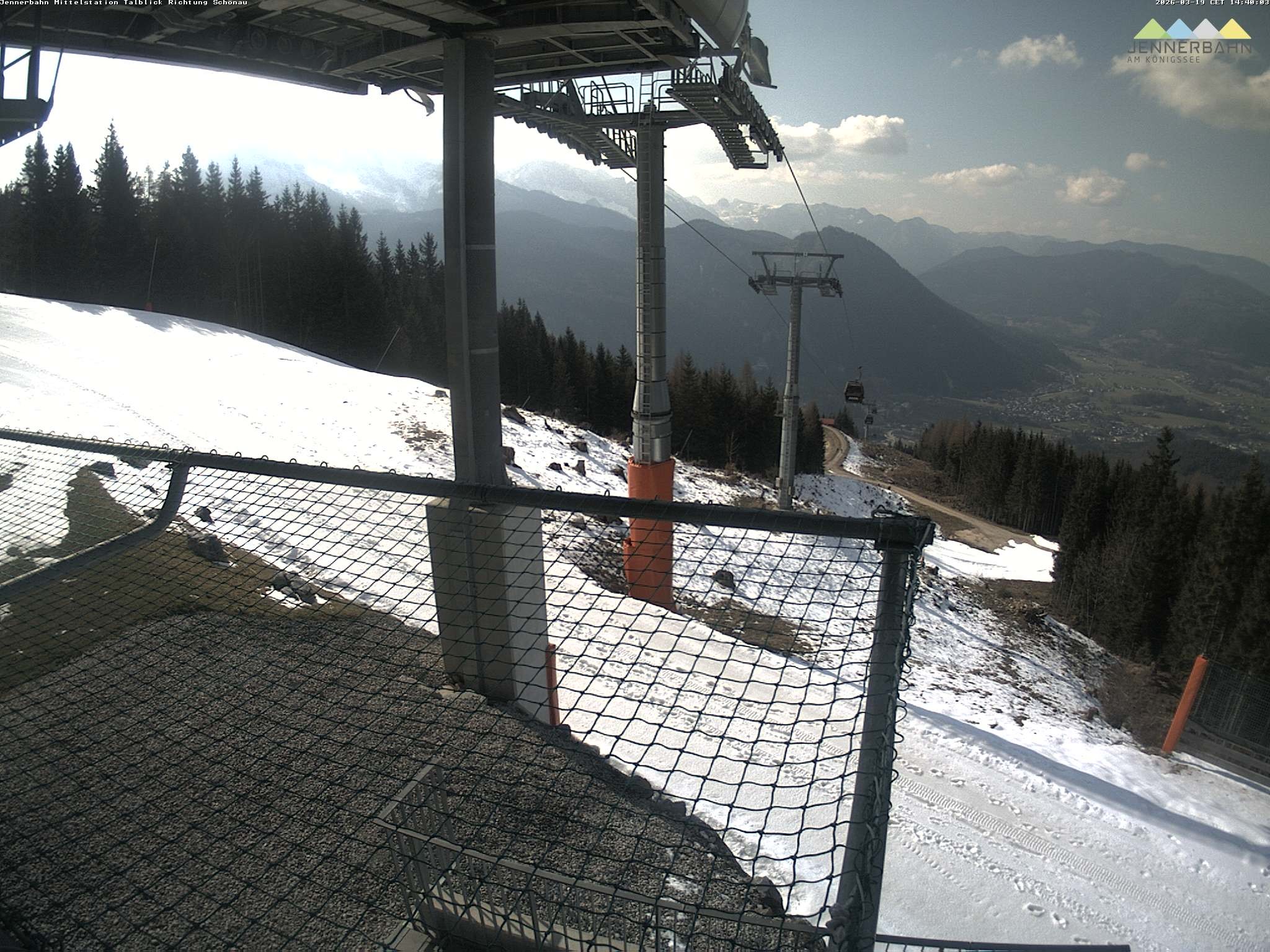 Archiv Foto Webcam Blick von der Mittelstation der Jennerbahn