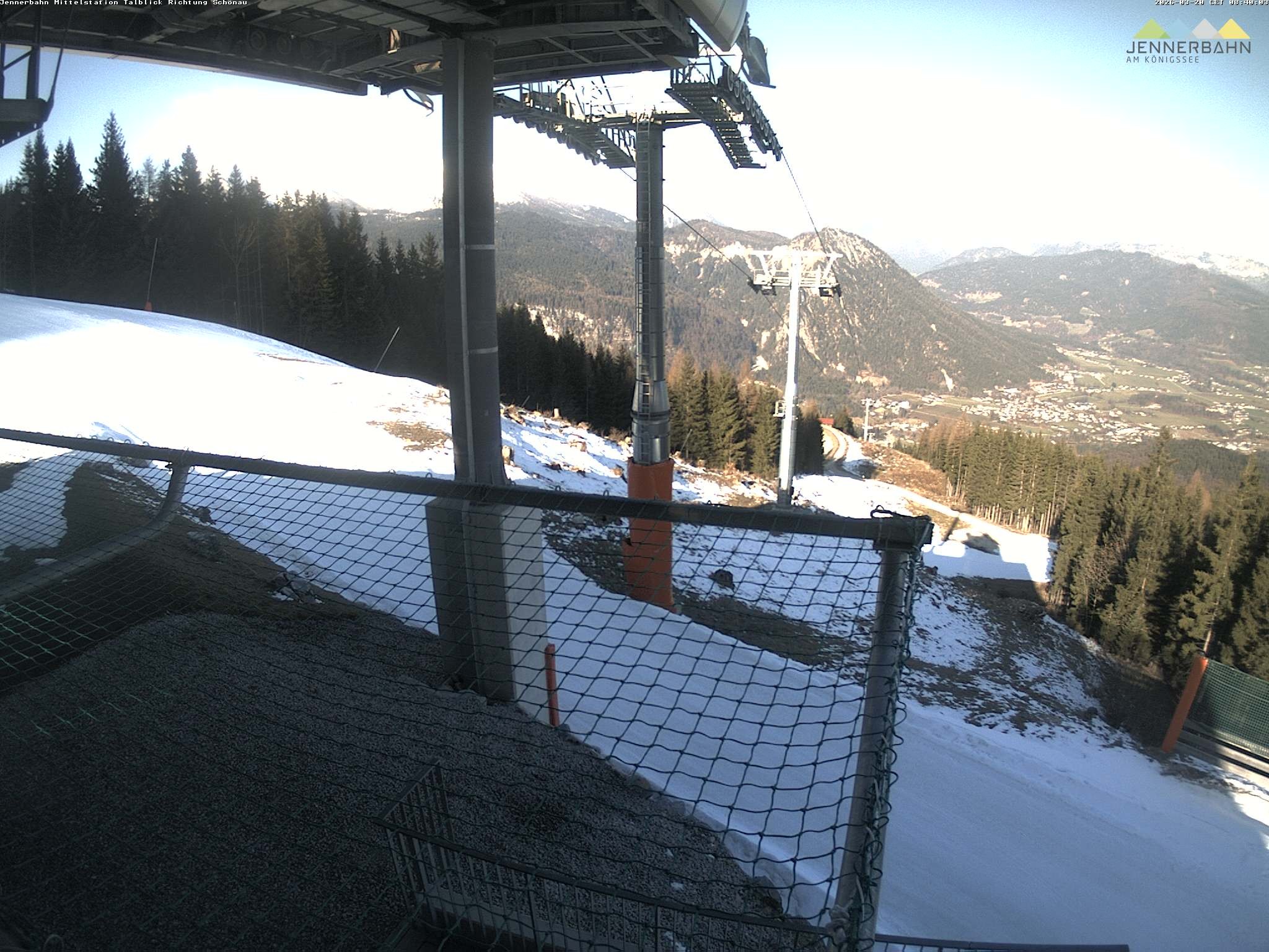 Archived image Webcam View from Midway Station