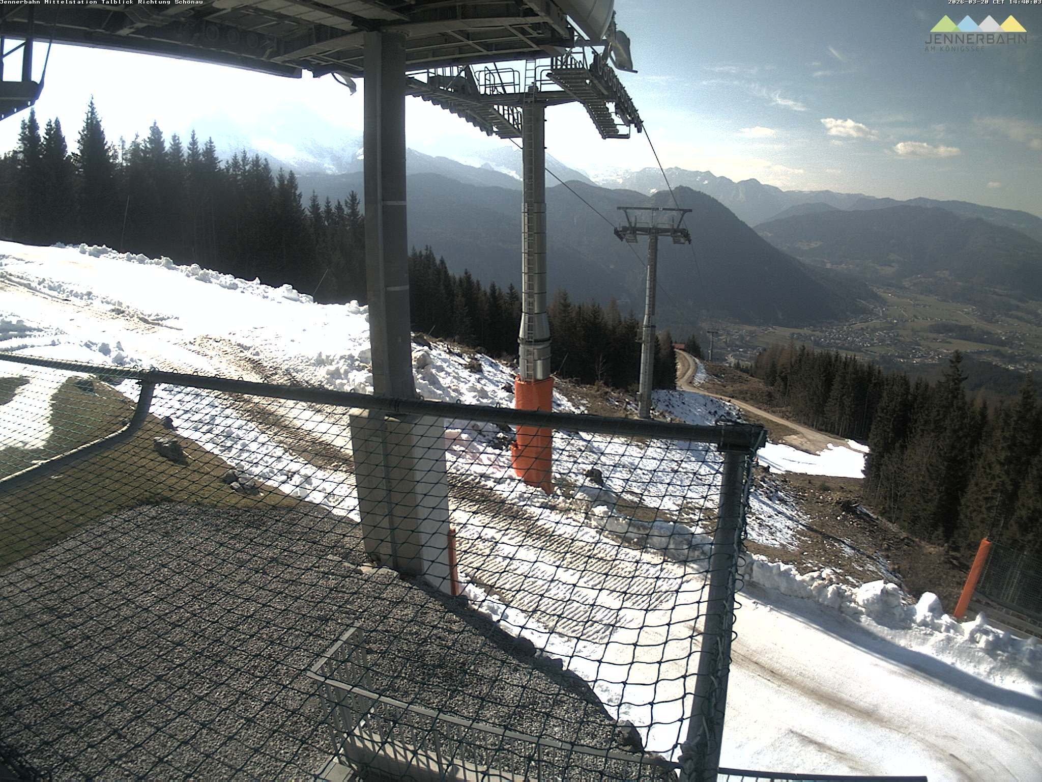 Archiv Foto Webcam Blick von der Mittelstation der Jennerbahn