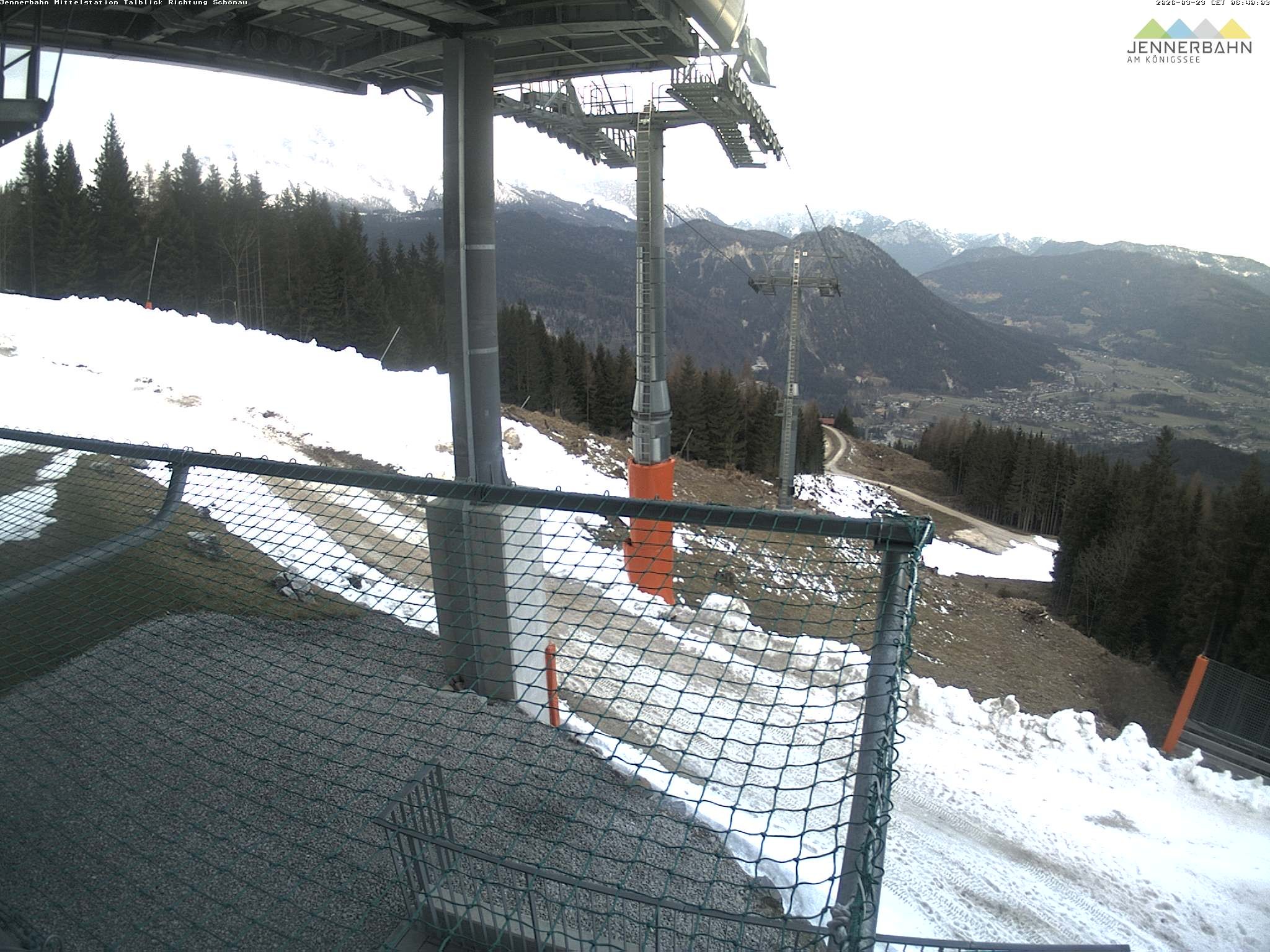 Archived image Webcam View from Midway Station