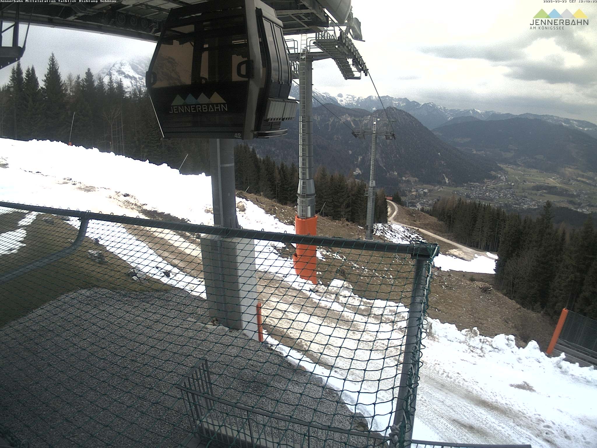 Archived image Webcam View from Midway Station