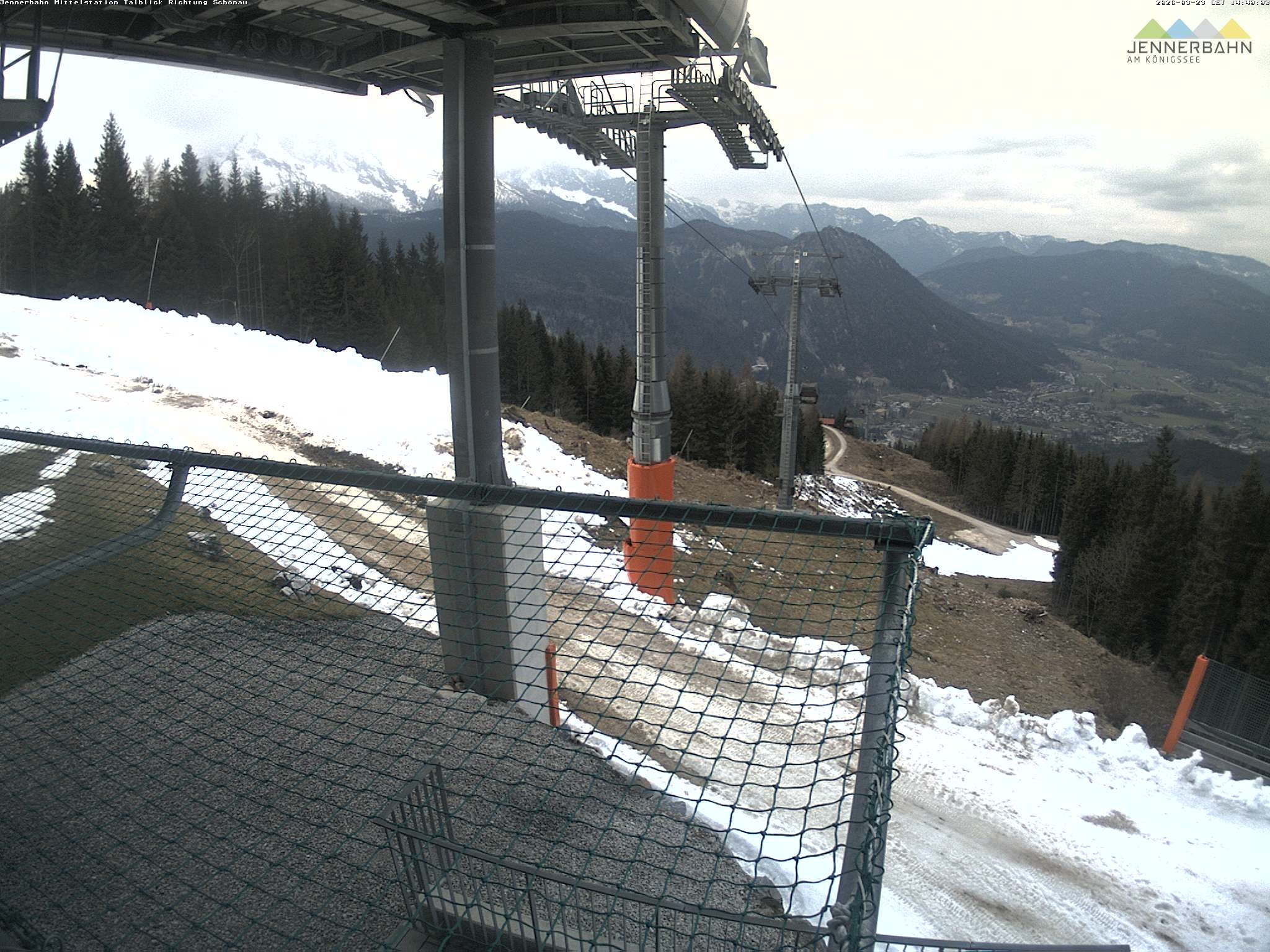 Archived image Webcam View from Midway Station