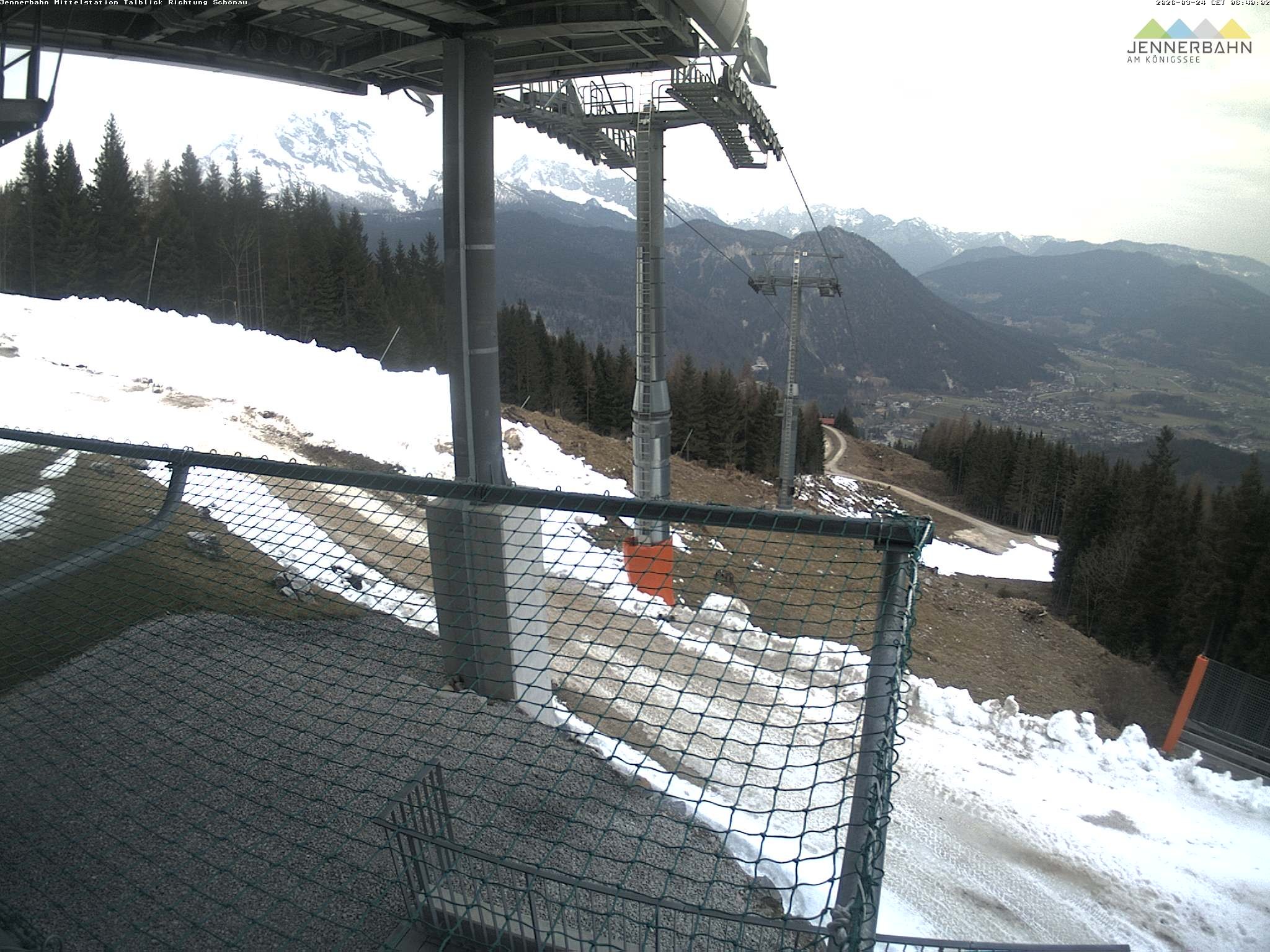Archiv Foto Webcam Blick von der Mittelstation der Jennerbahn