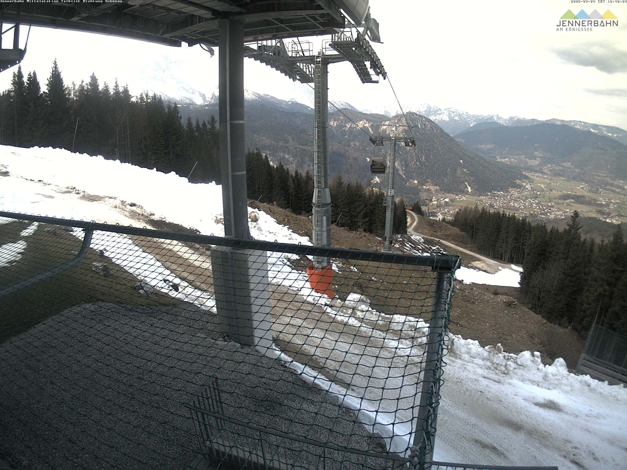 Archiv Foto Webcam Blick von der Mittelstation der Jennerbahn