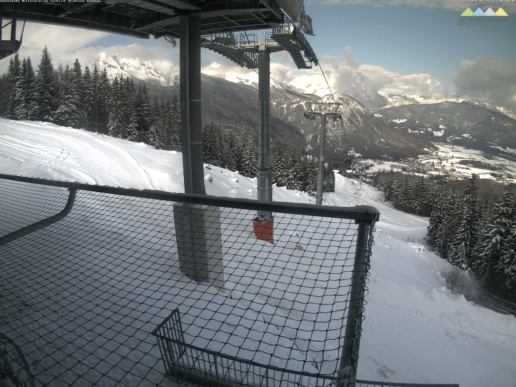 Archiv Foto Webcam Blick von der Mittelstation der Jennerbahn