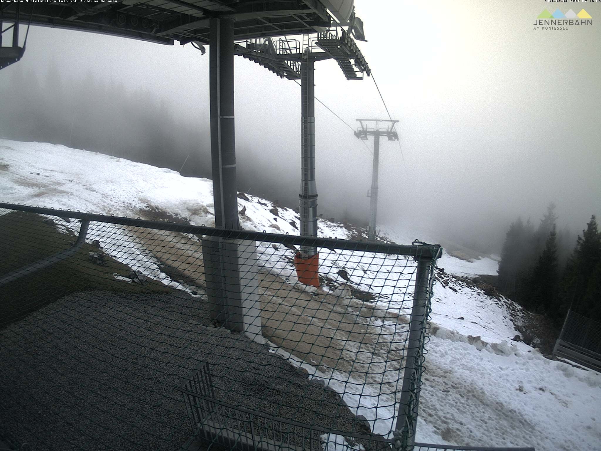 Archiv Foto Webcam Blick von der Mittelstation der Jennerbahn