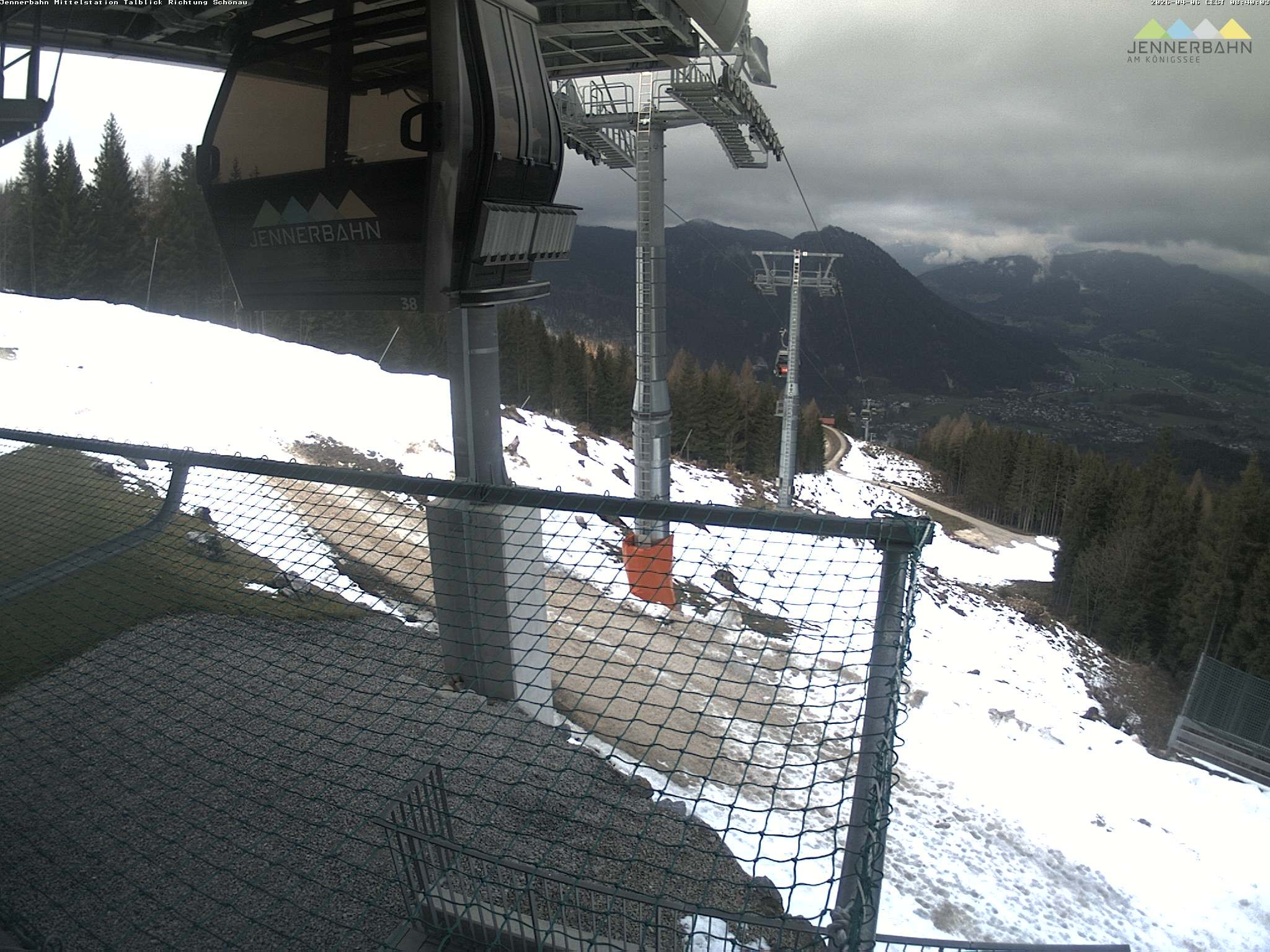 Archiv Foto Webcam Blick von der Mittelstation der Jennerbahn