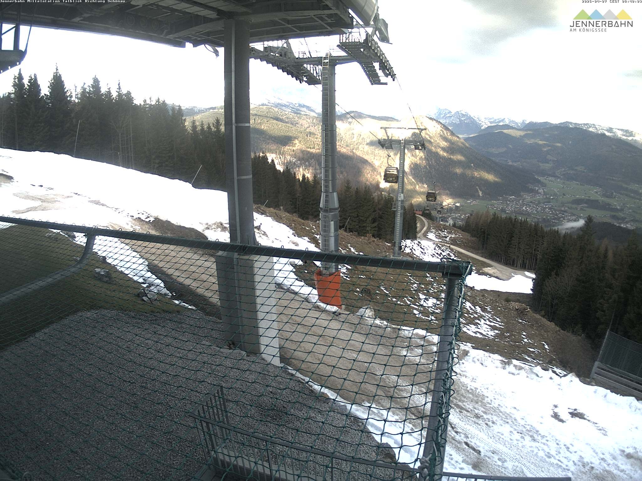 Archiv Foto Webcam Blick von der Mittelstation der Jennerbahn