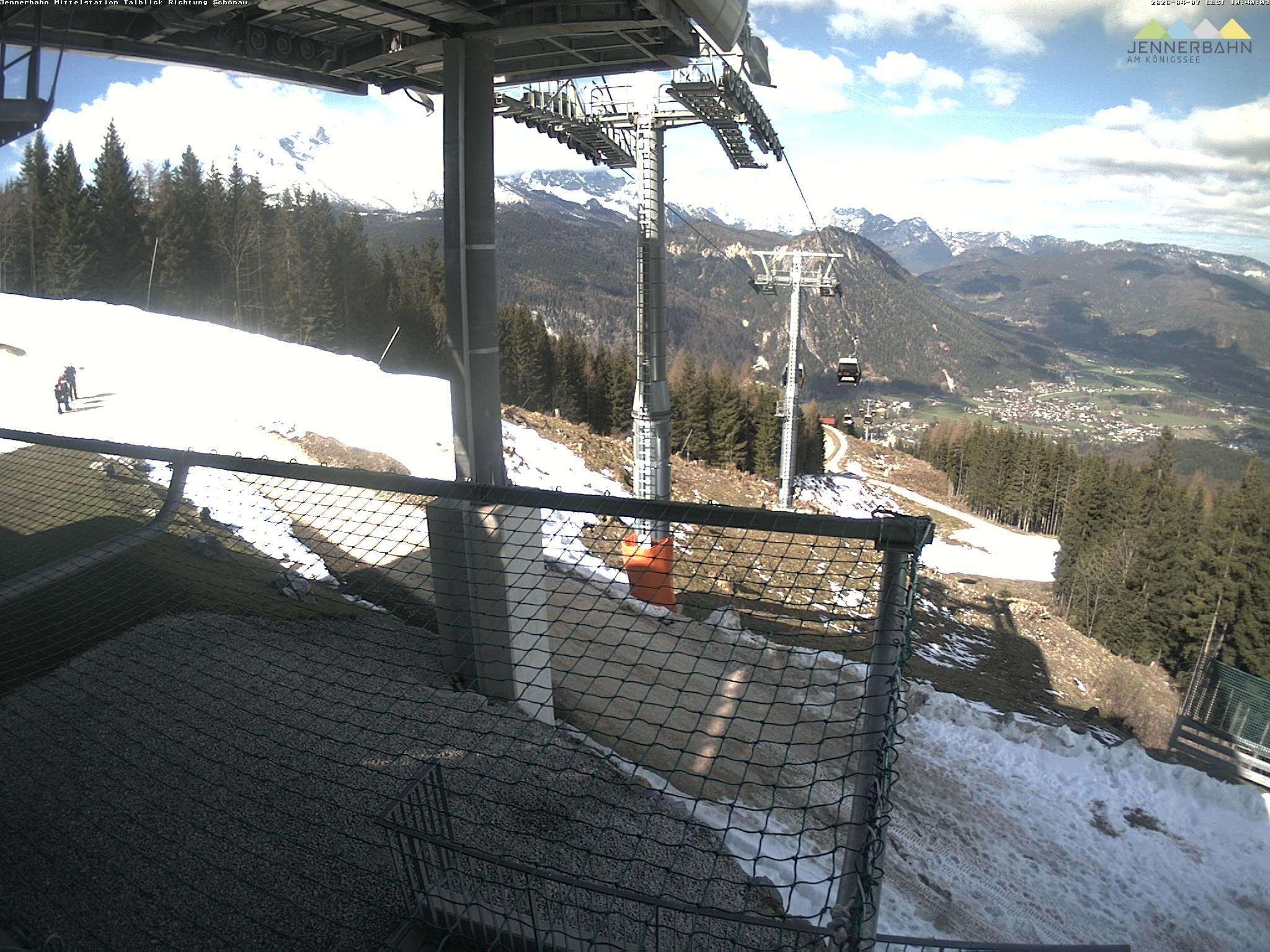 Archiv Foto Webcam Blick von der Mittelstation der Jennerbahn