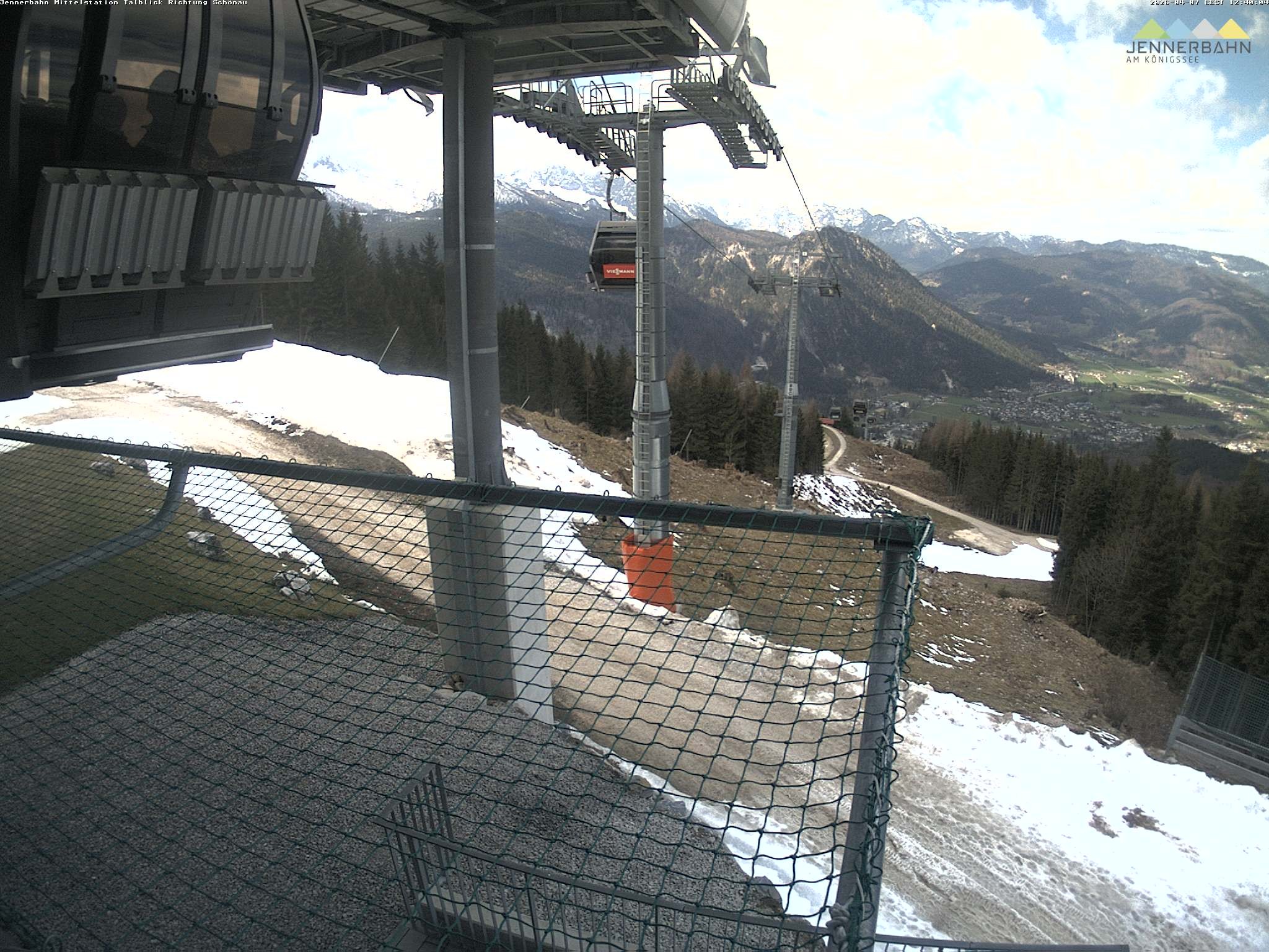 Archiv Foto Webcam Blick von der Mittelstation der Jennerbahn