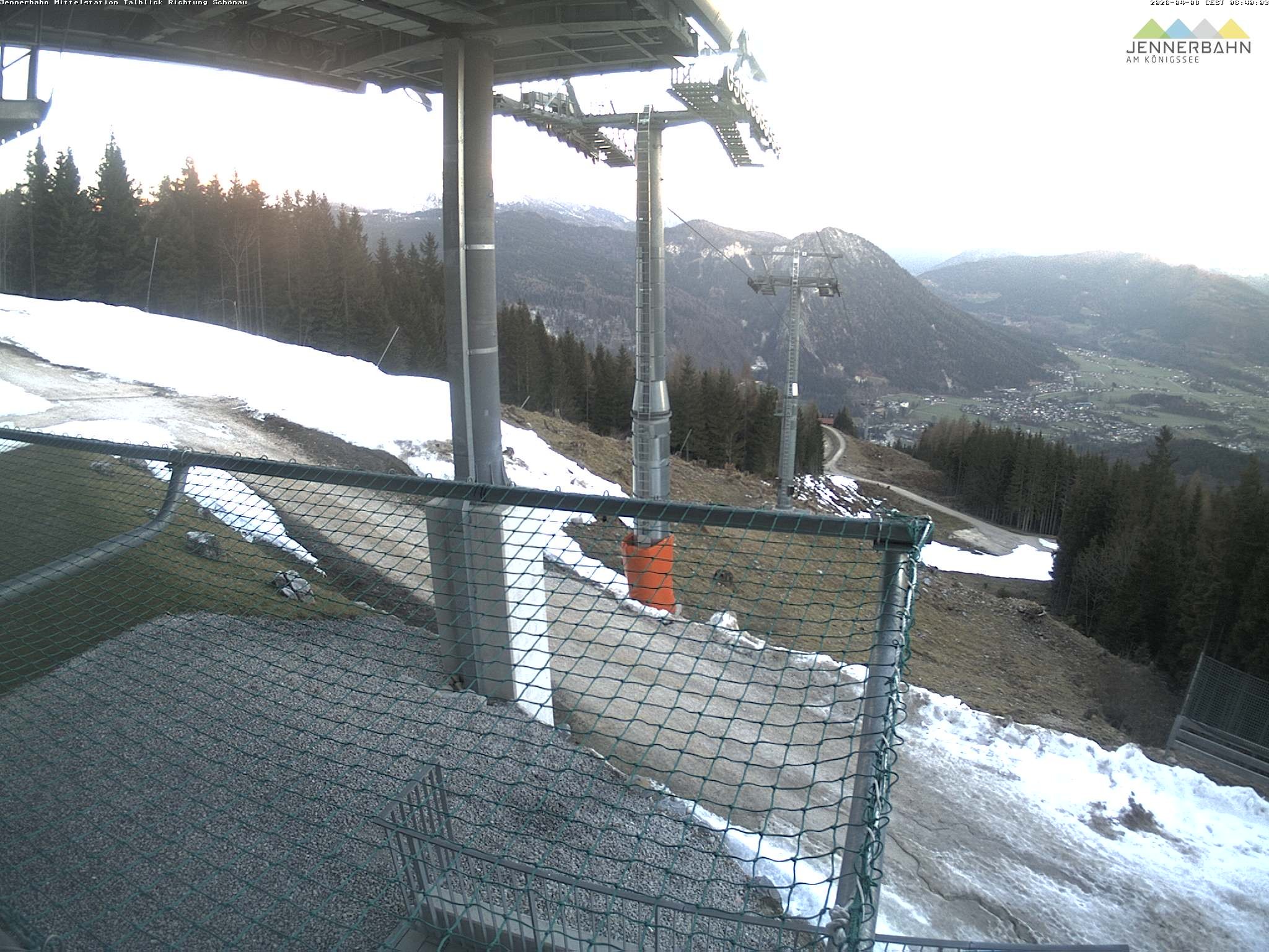 Archiv Foto Webcam Blick von der Mittelstation der Jennerbahn