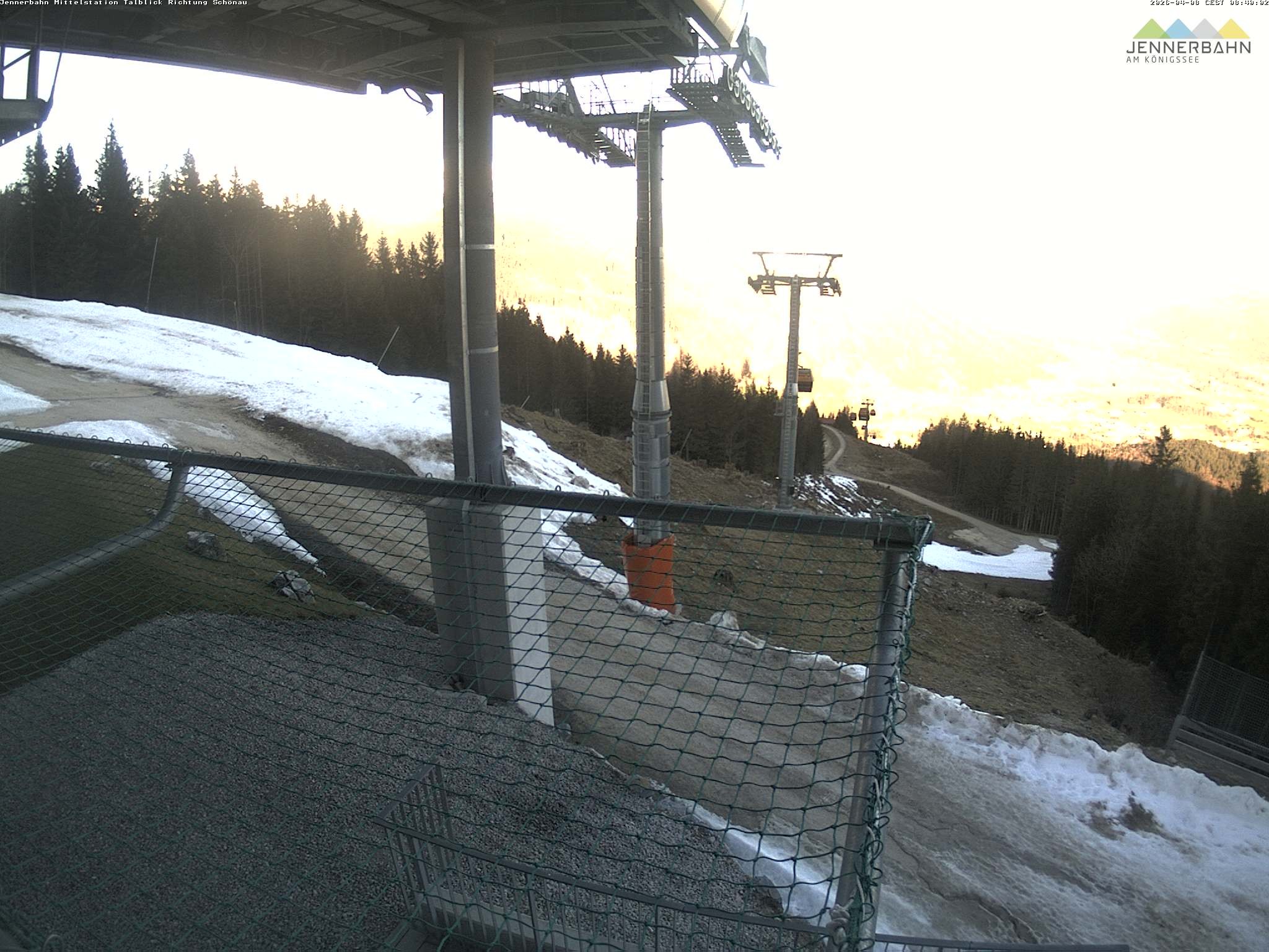 Archiv Foto Webcam Blick von der Mittelstation der Jennerbahn