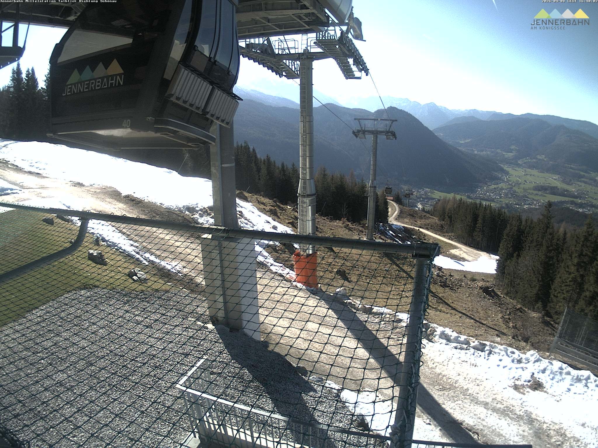 Archiv Foto Webcam Blick von der Mittelstation der Jennerbahn