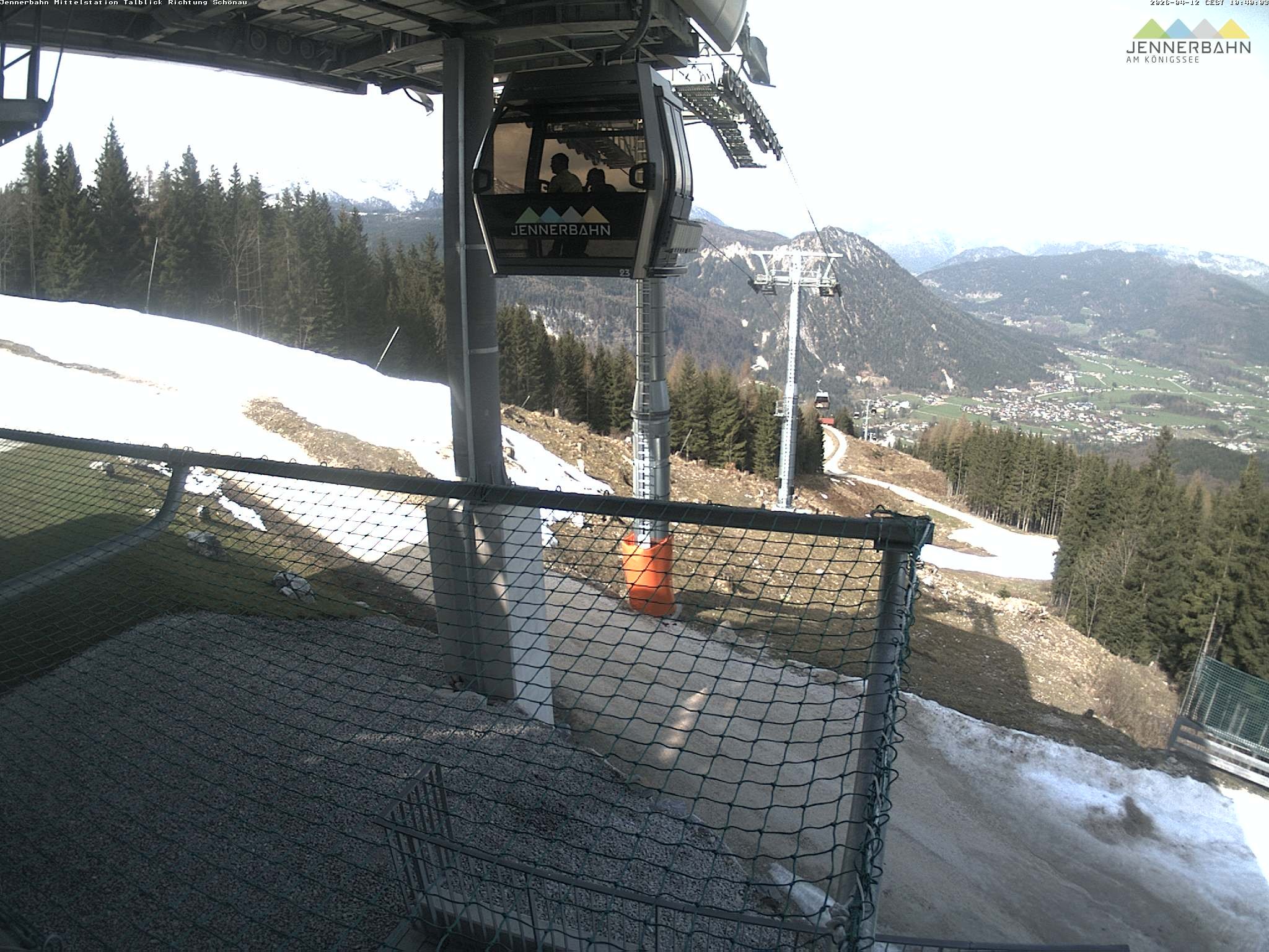 Archiv Foto Webcam Blick von der Mittelstation der Jennerbahn