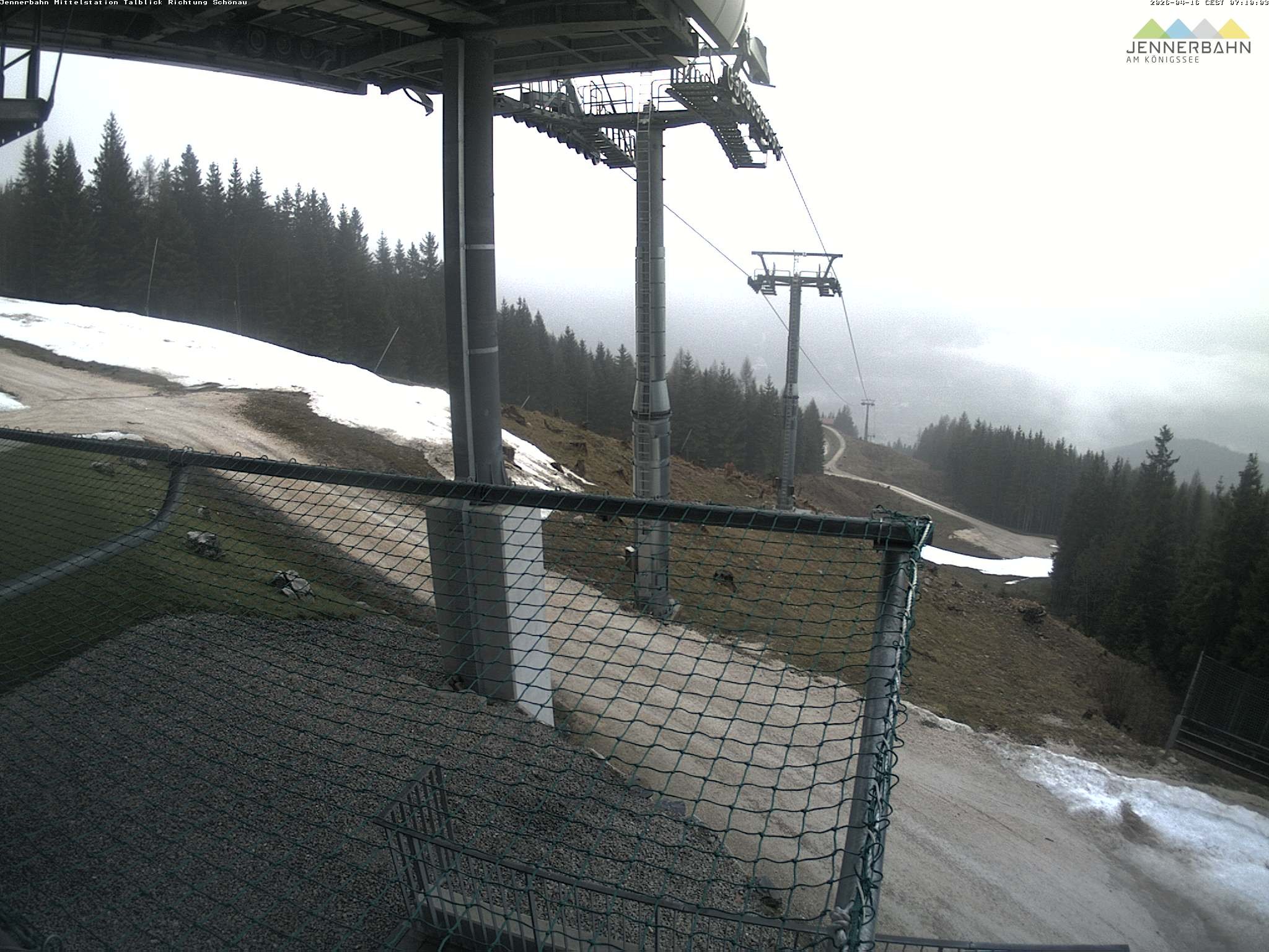 Archived image Webcam View from Midway Station