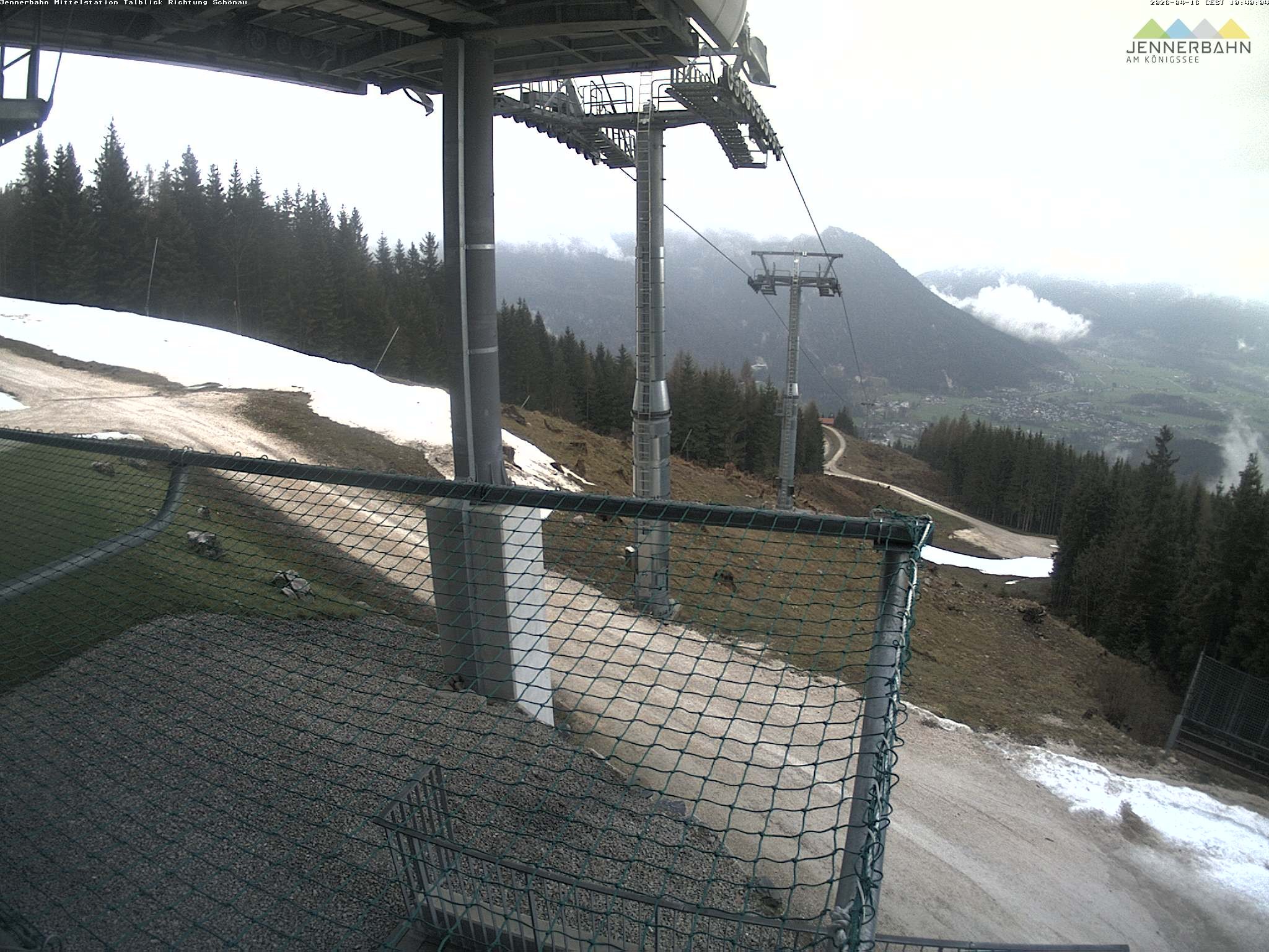 Archived image Webcam View from Midway Station