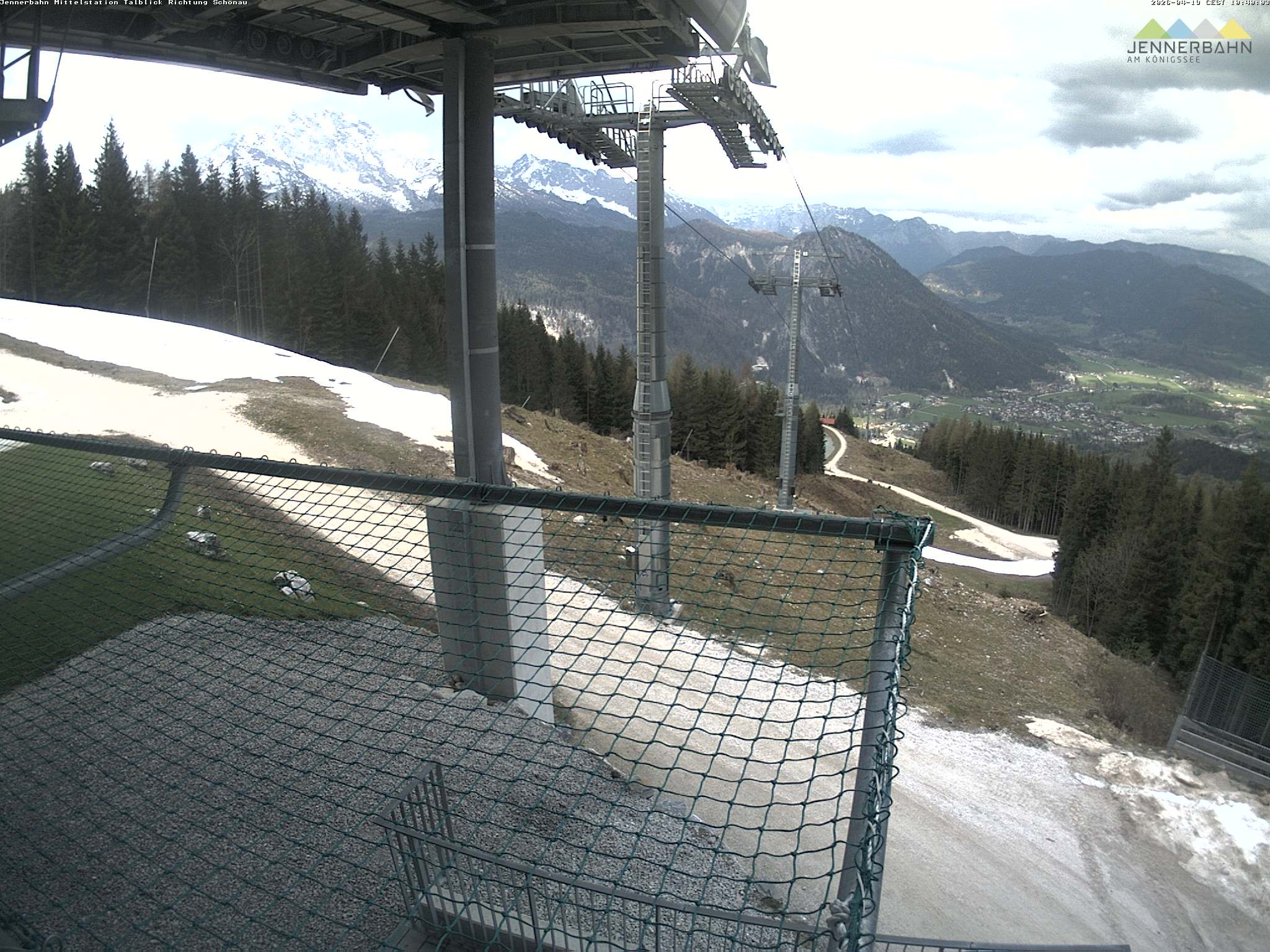 Archiv Foto Webcam Blick von der Mittelstation der Jennerbahn