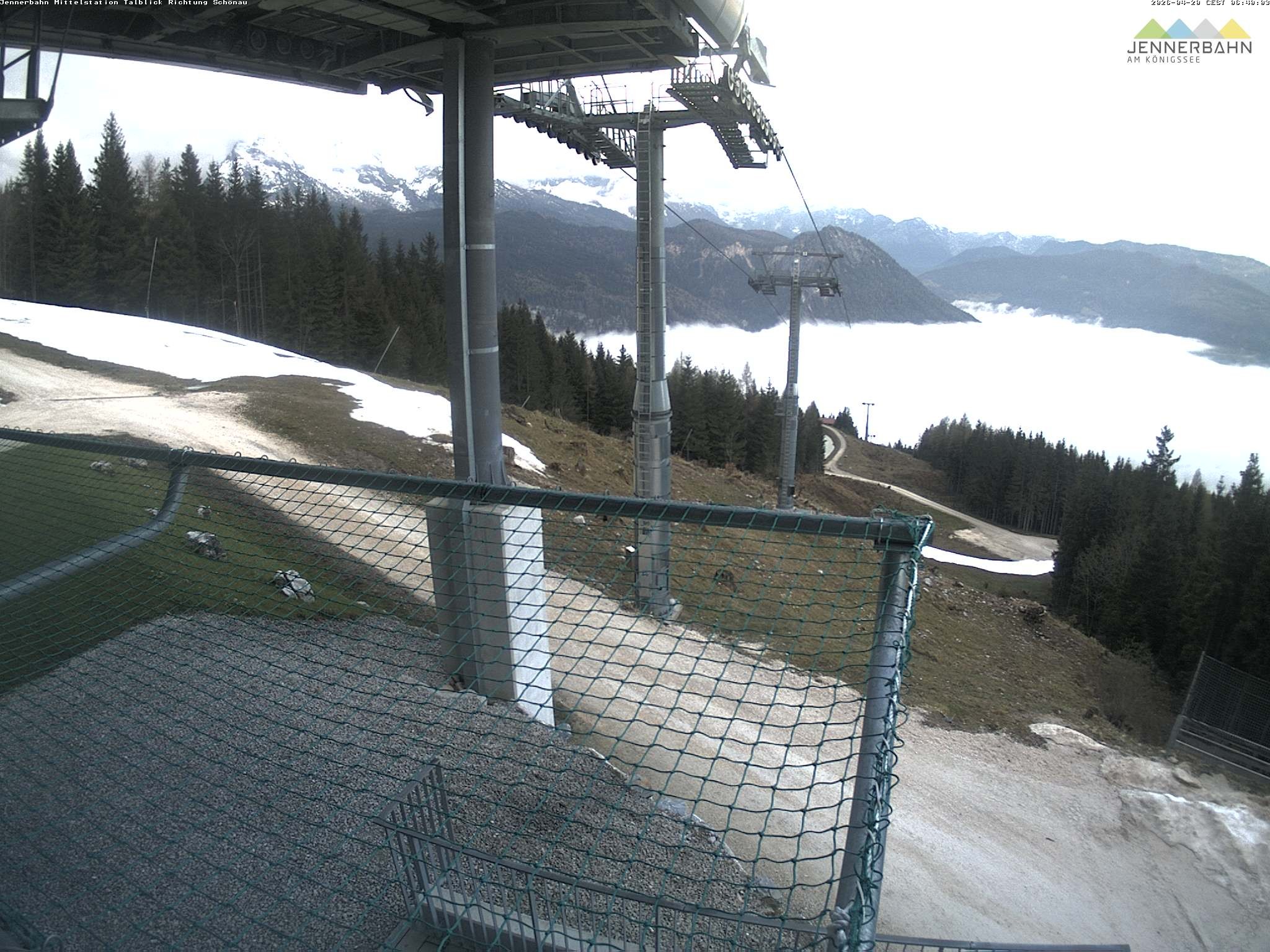 Archived image Webcam View from Midway Station