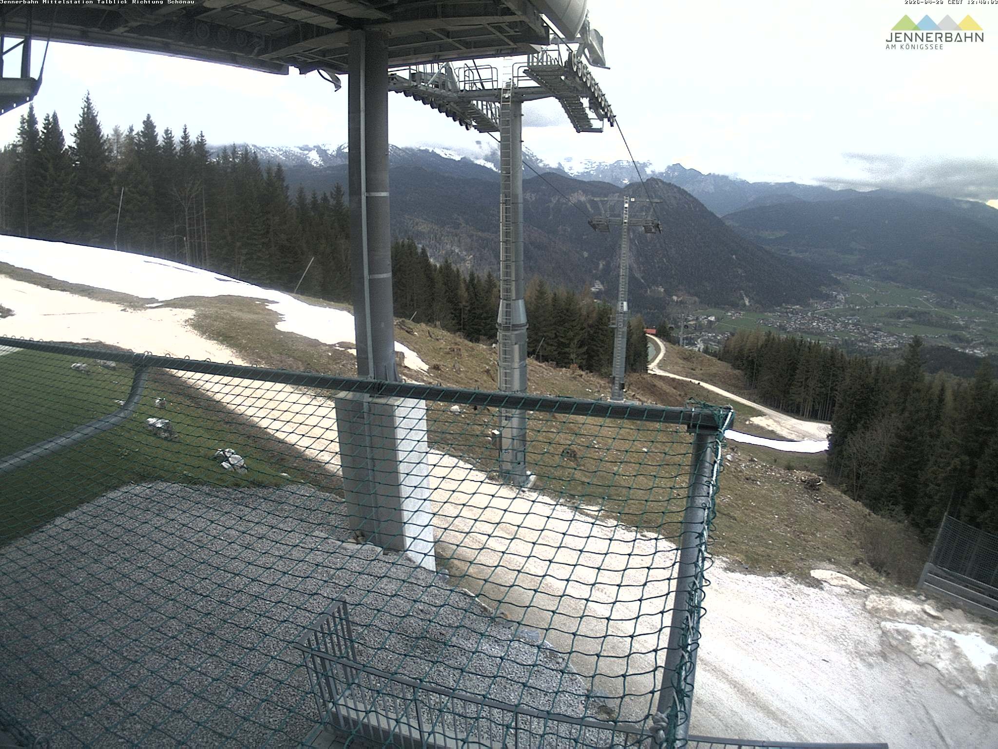 Archived image Webcam View from Midway Station