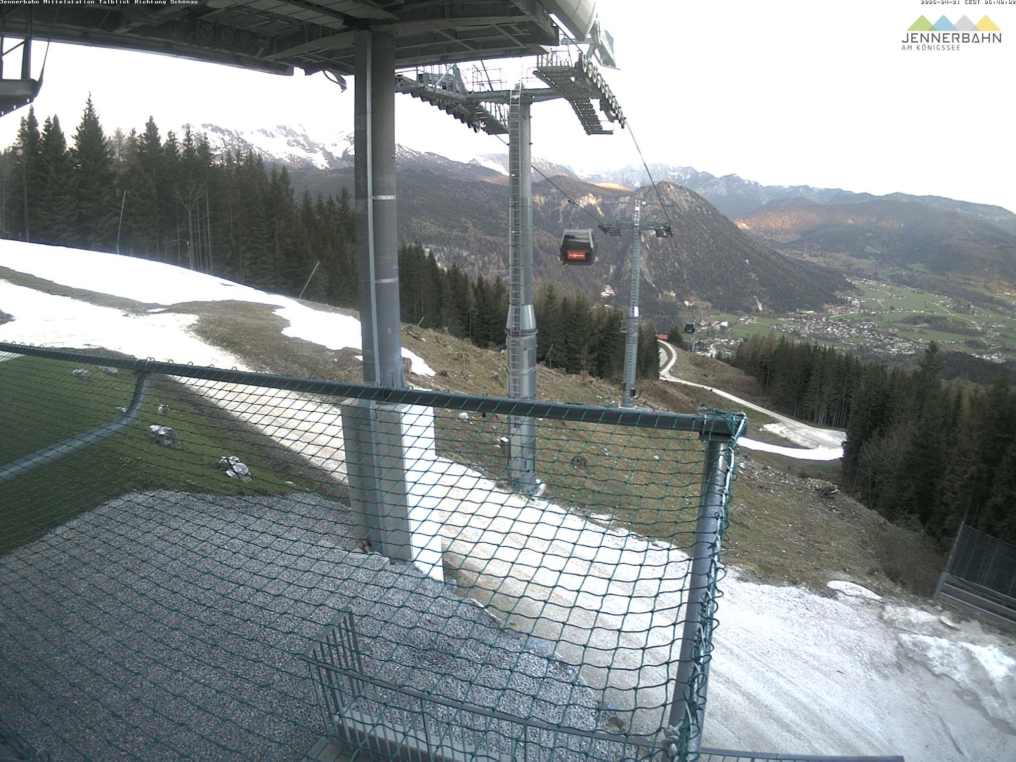 Archived image Webcam View from Midway Station