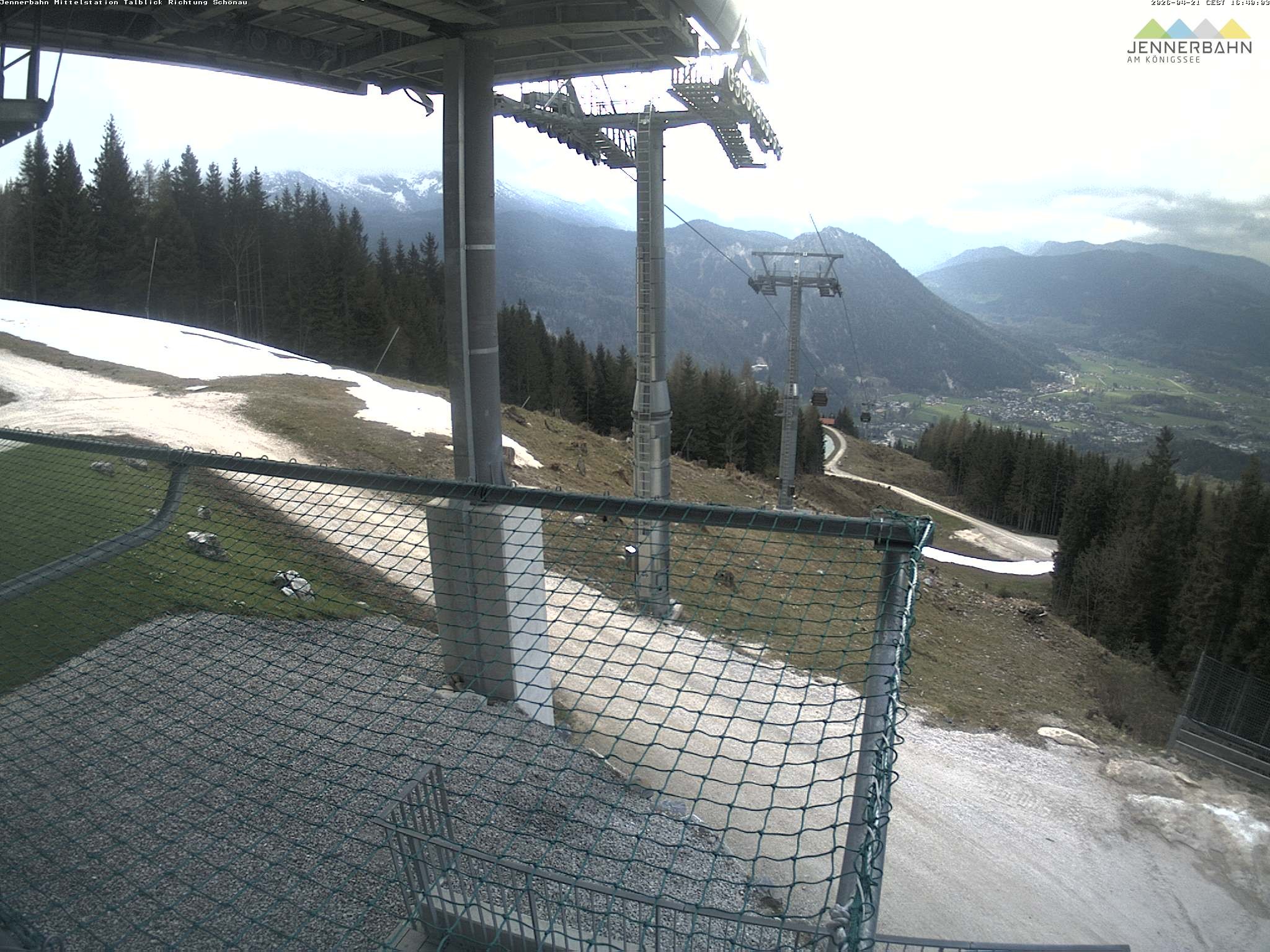 Archiv Foto Webcam Blick von der Mittelstation der Jennerbahn
