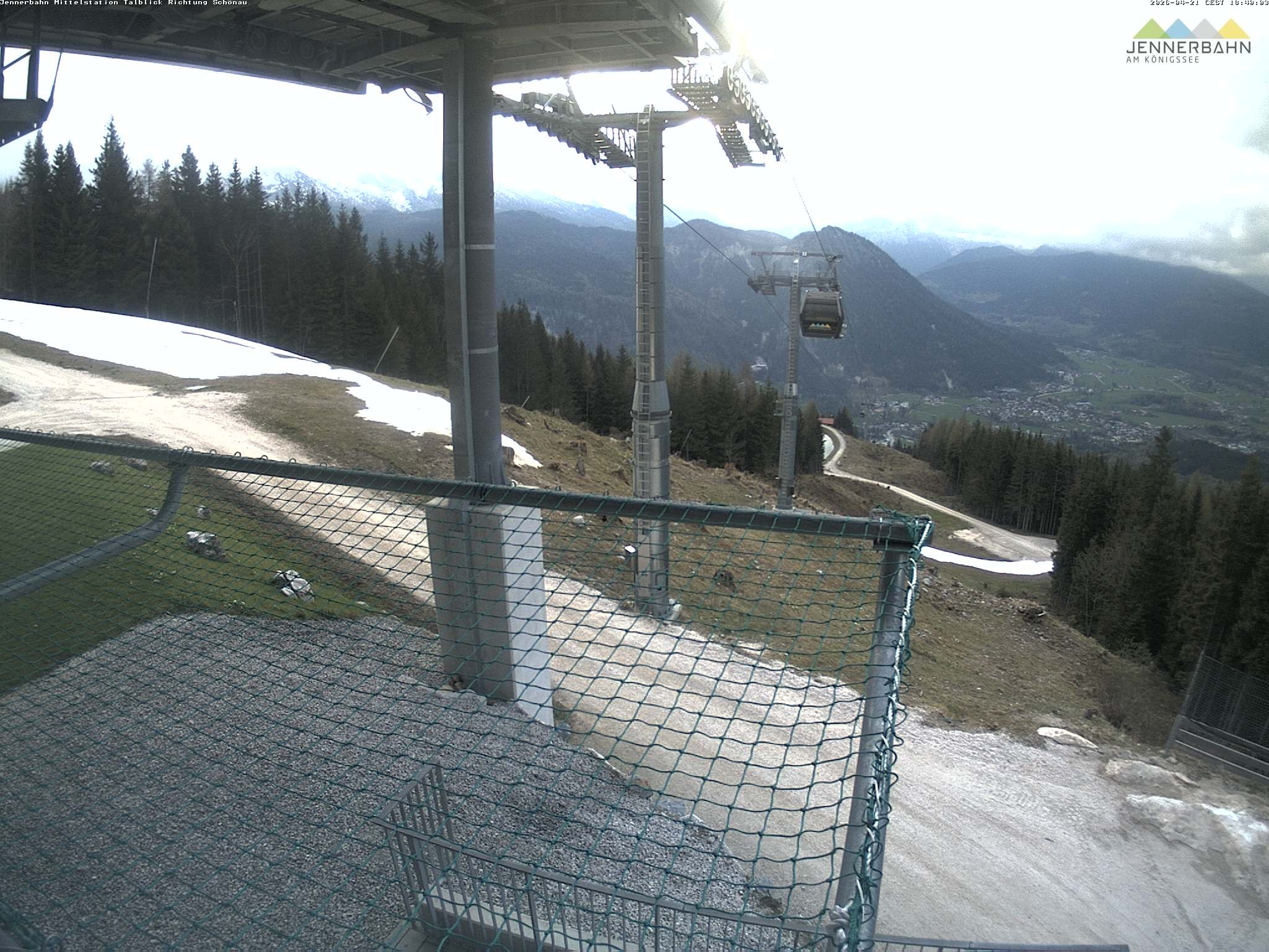 Archiv Foto Webcam Blick von der Mittelstation der Jennerbahn