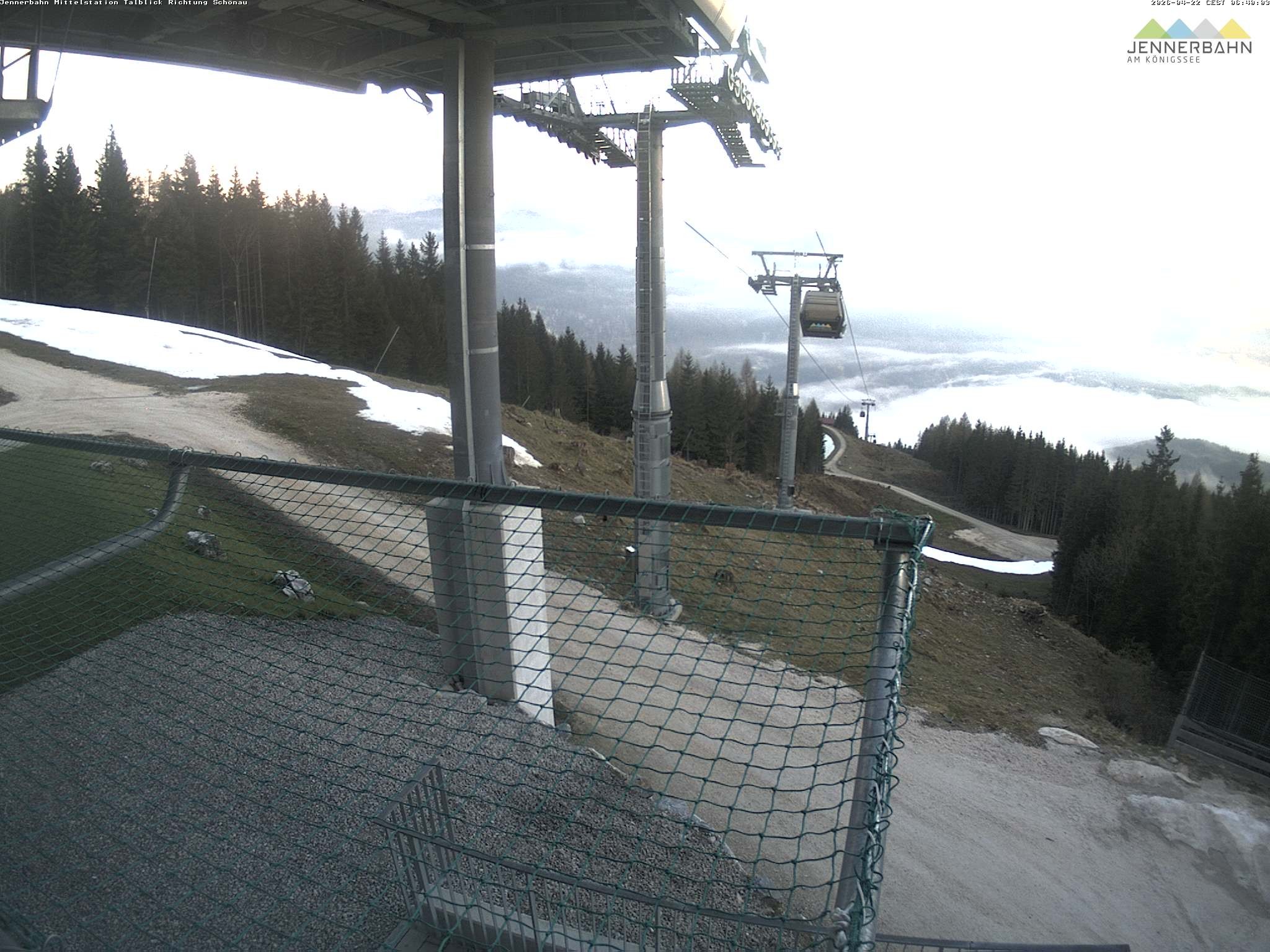 Archived image Webcam View from Midway Station