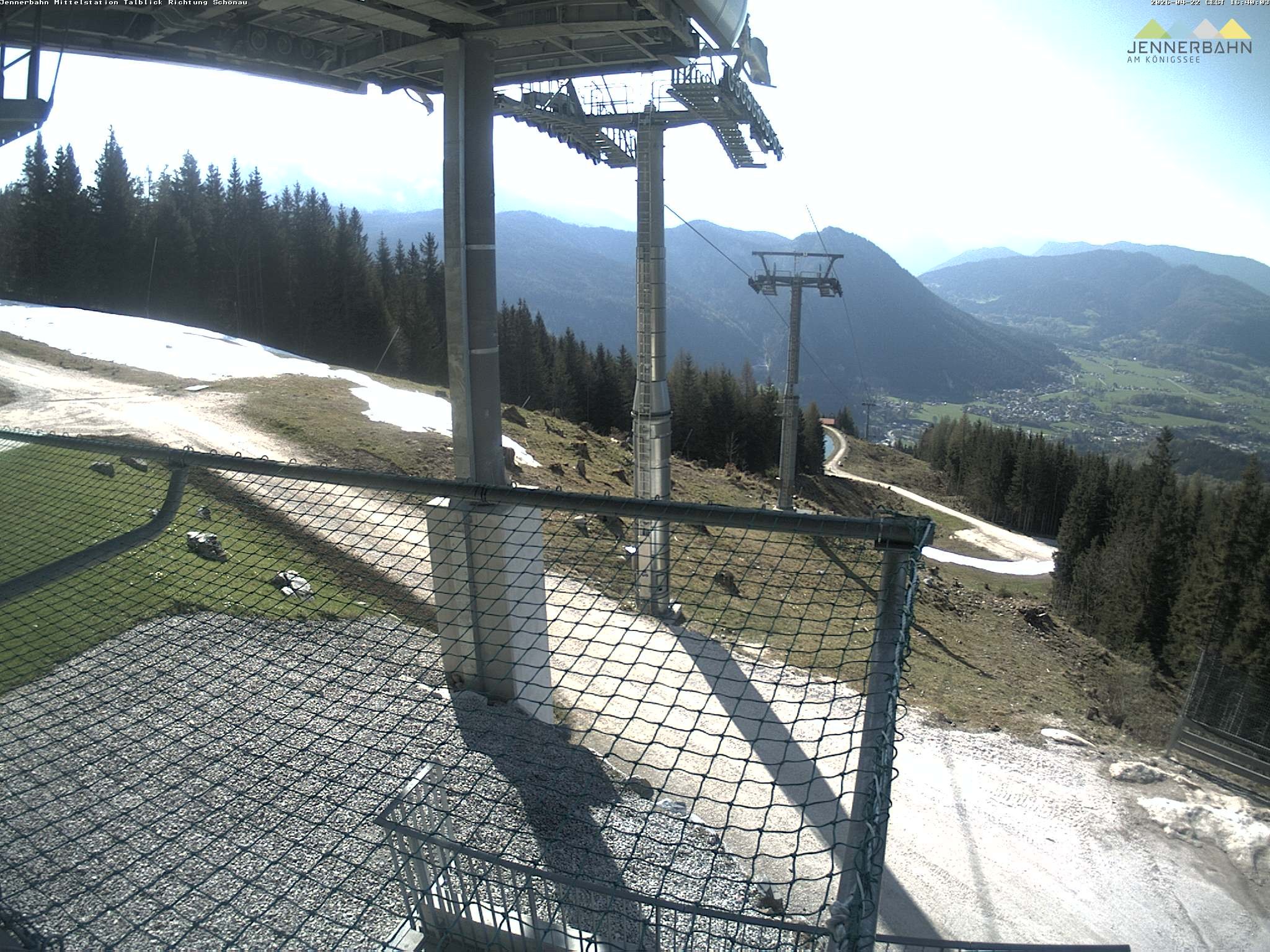 Archived image Webcam View from Midway Station