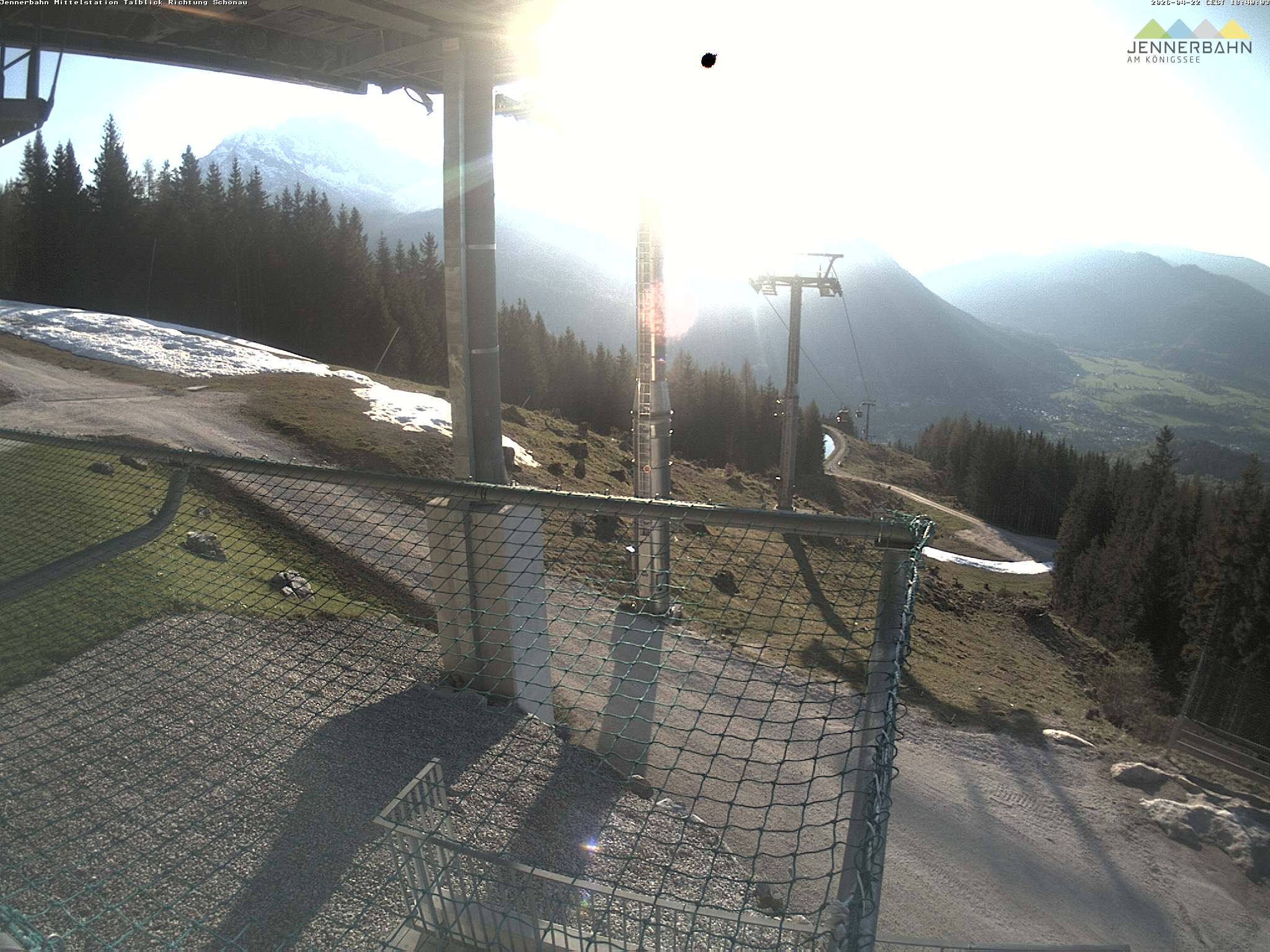 Archived image Webcam View from Midway Station