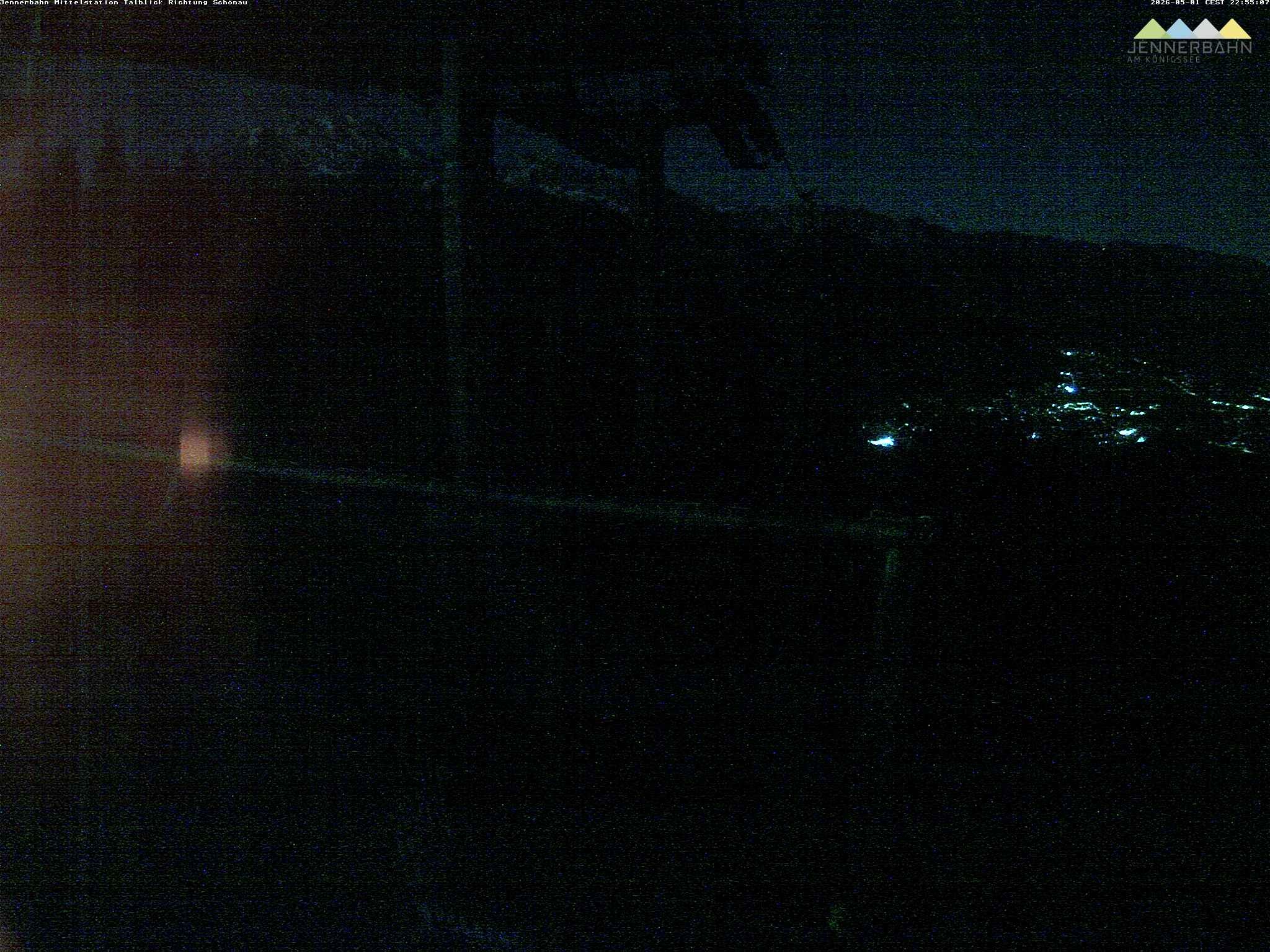 Archived image Webcam View from Midway Station