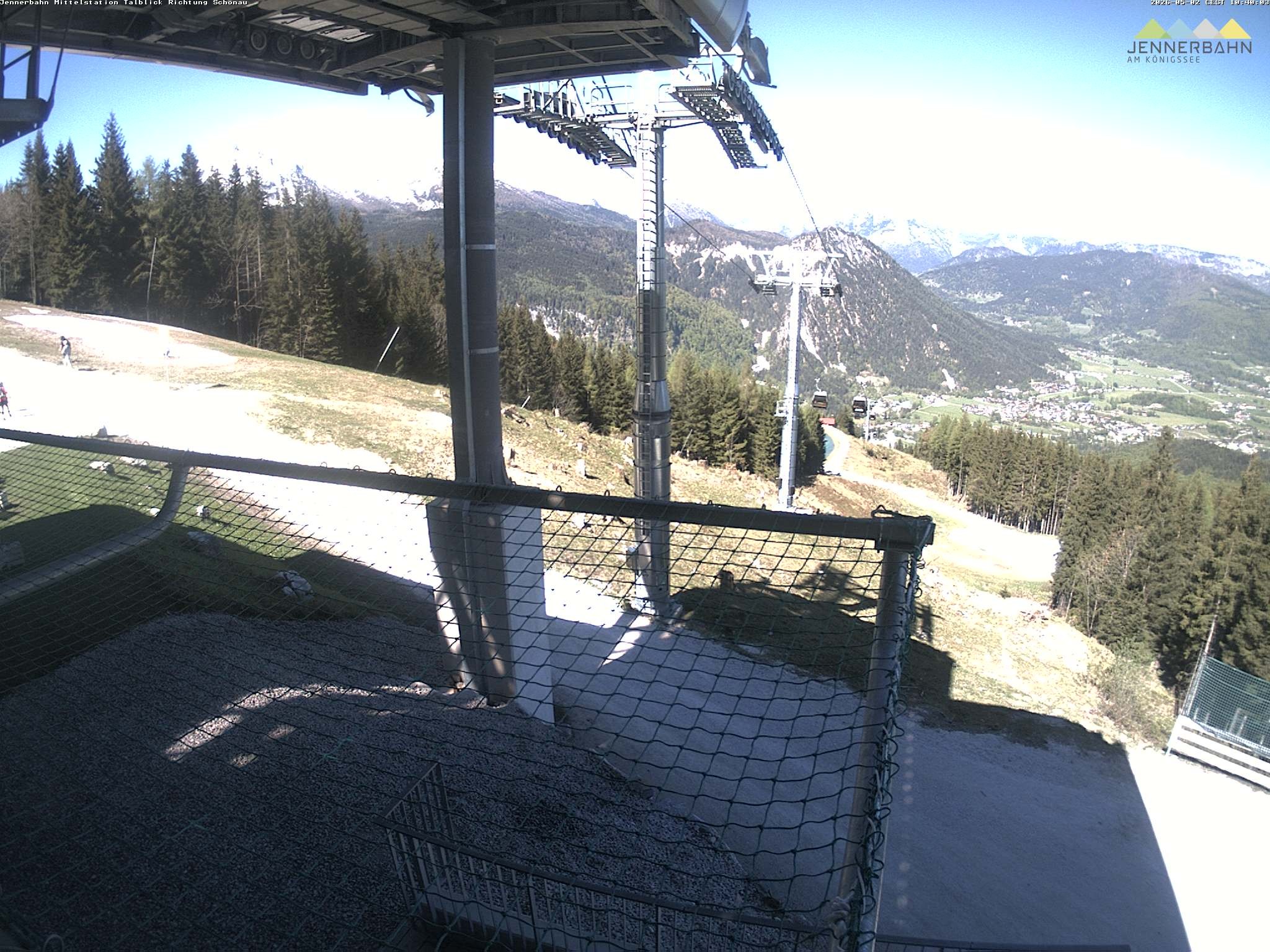 Archived image Webcam View from Midway Station