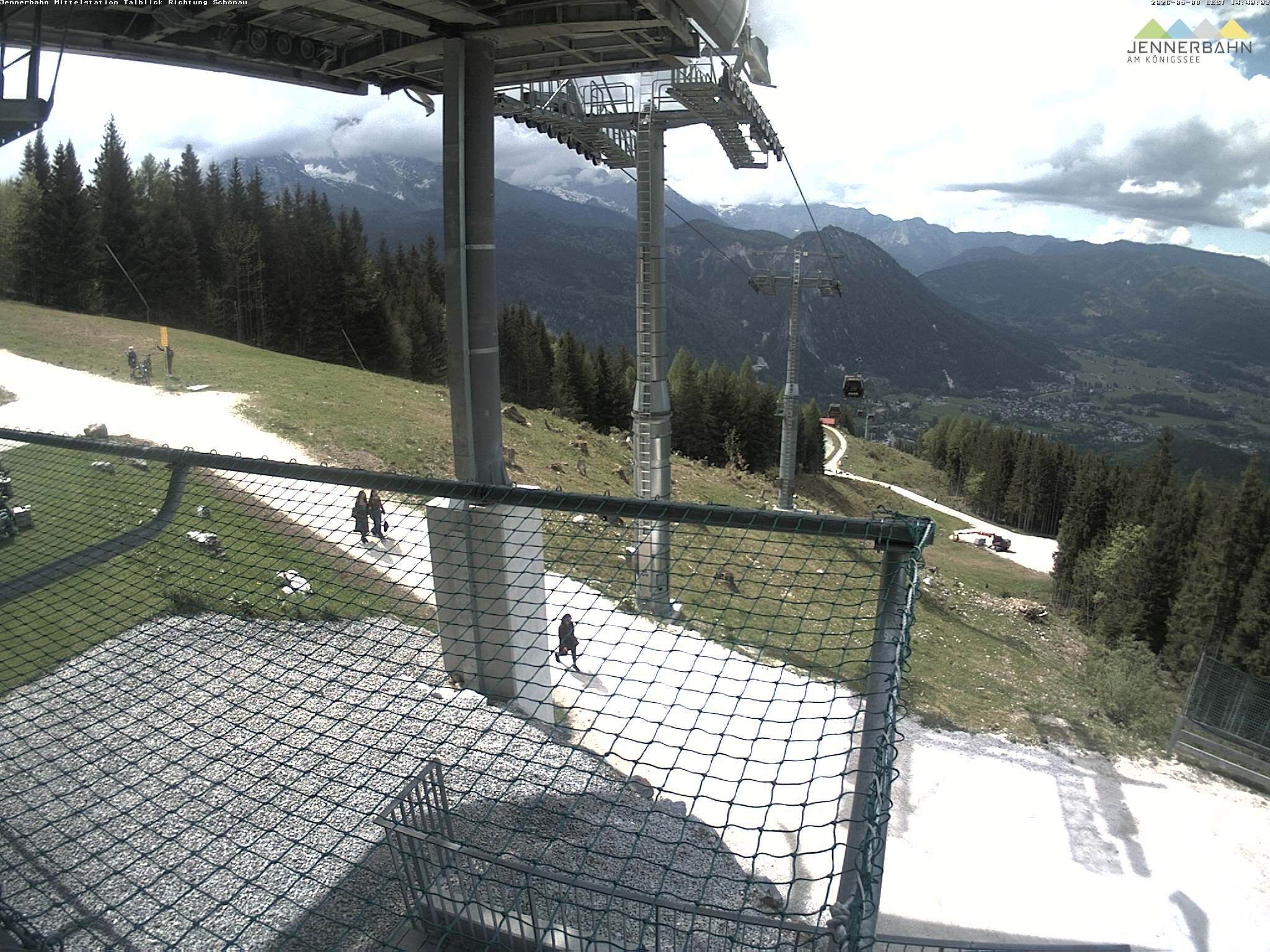 Archiv Foto Webcam Blick von der Mittelstation der Jennerbahn
