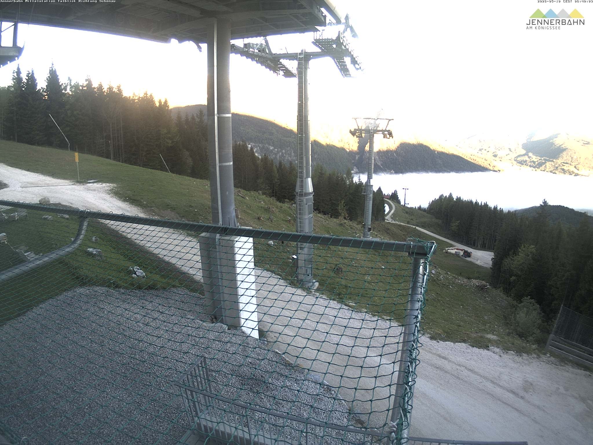 Archiv Foto Webcam Blick von der Mittelstation der Jennerbahn