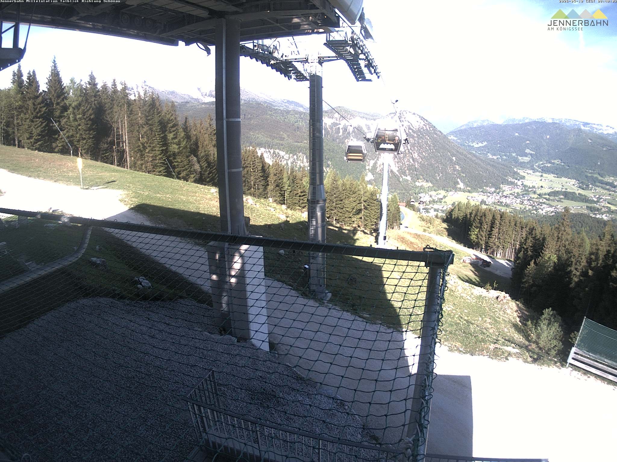 Archiv Foto Webcam Blick von der Mittelstation der Jennerbahn